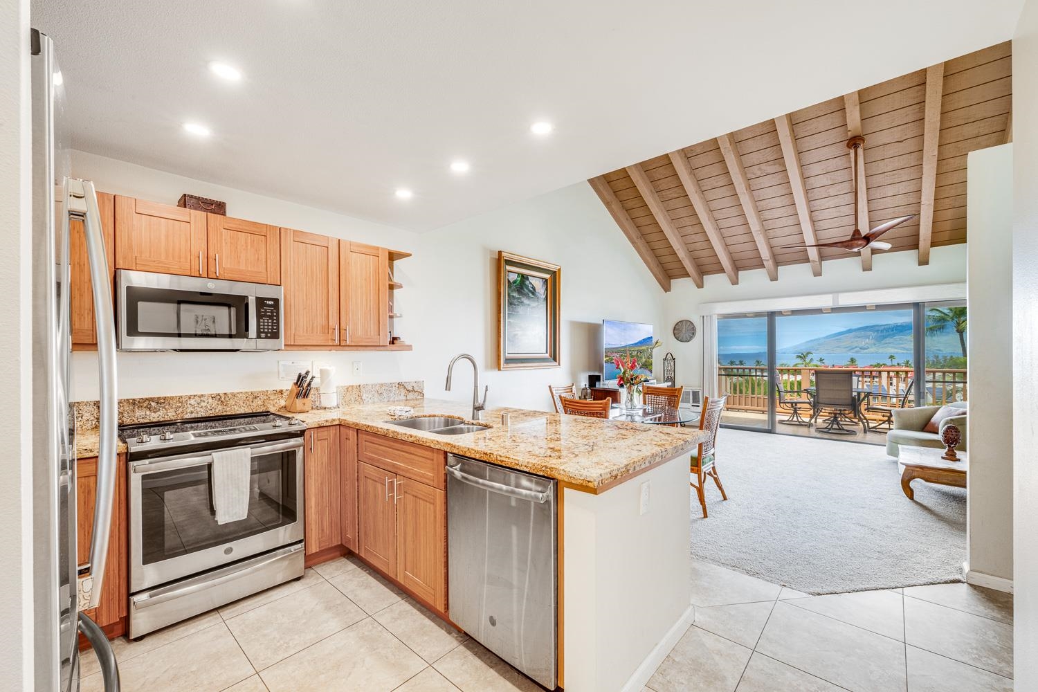 Maui Kamaole condo # J214, Kihei, Hawaii - photo 14 of 46