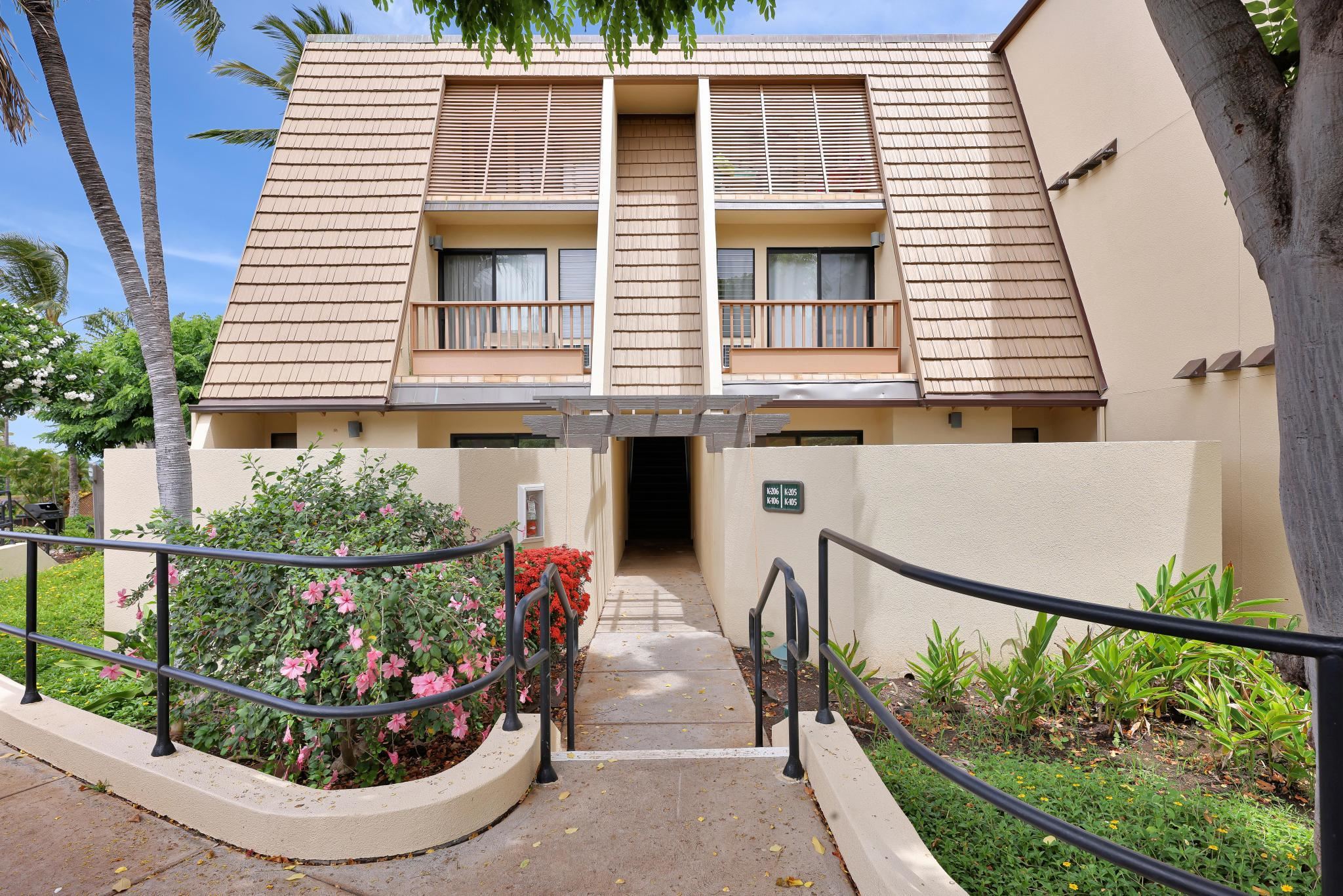 Maui Kamaole condo # K-105, Kihei, Hawaii - photo 2 of 39