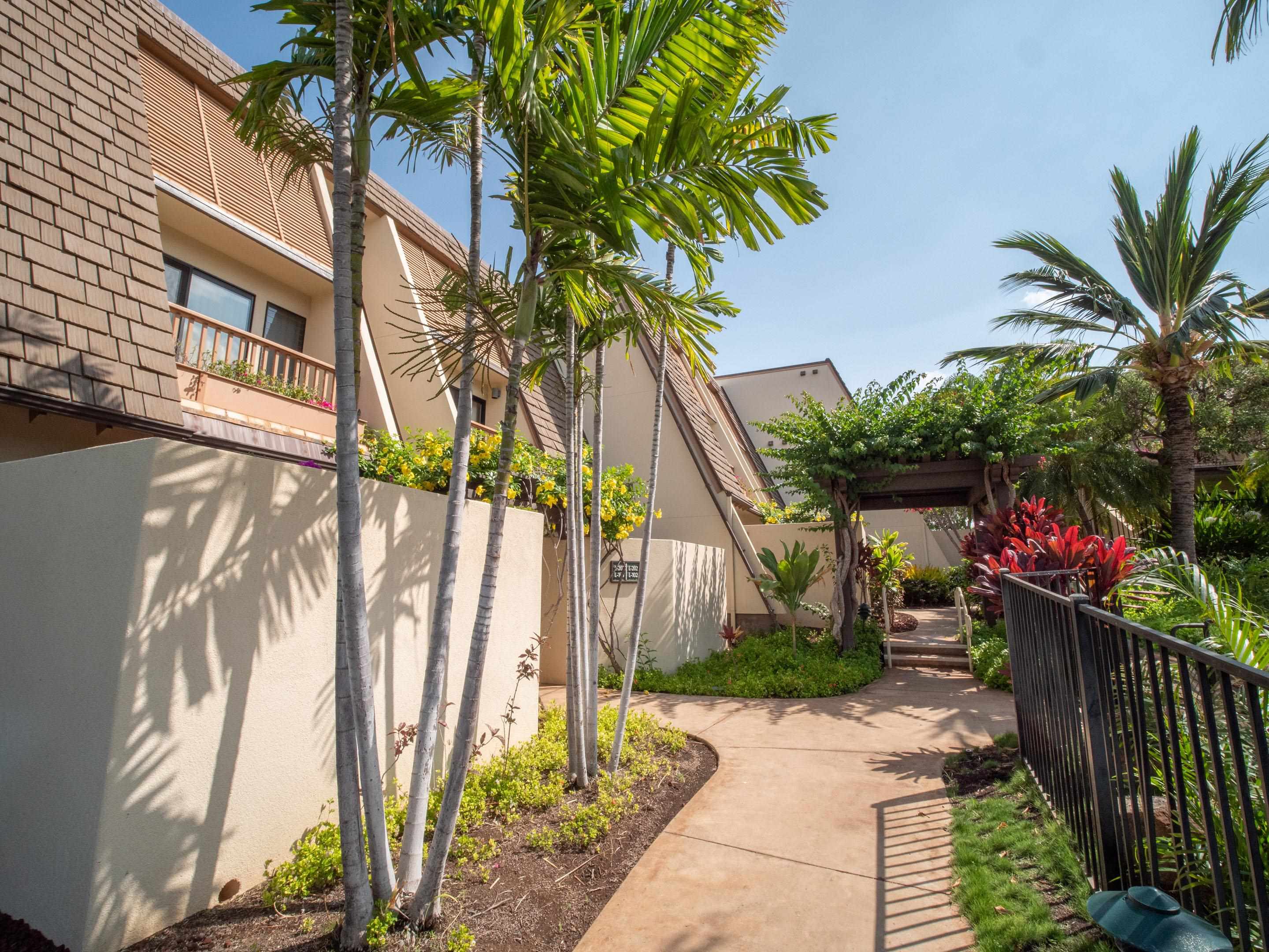 Maui Kamaole condo # L103, Kihei, Hawaii - photo 21 of 36