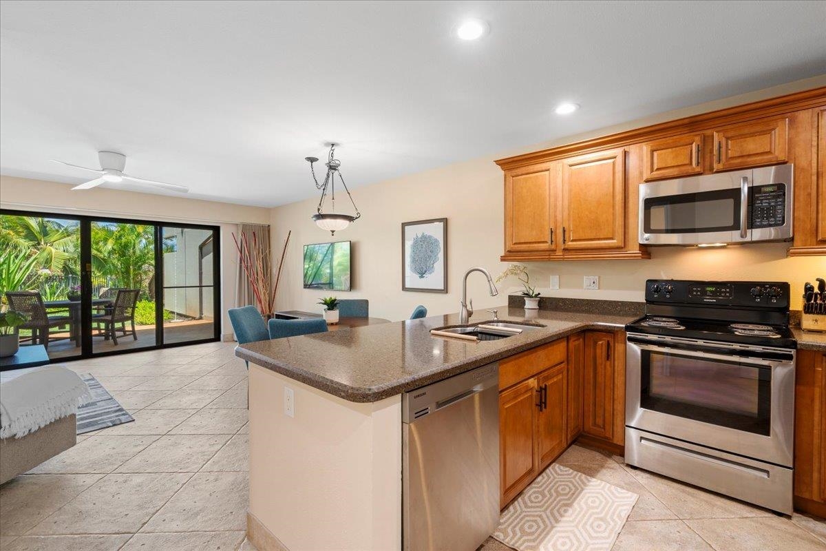 Maui Kamaole condo # L-109, Kihei, Hawaii - photo 5 of 37