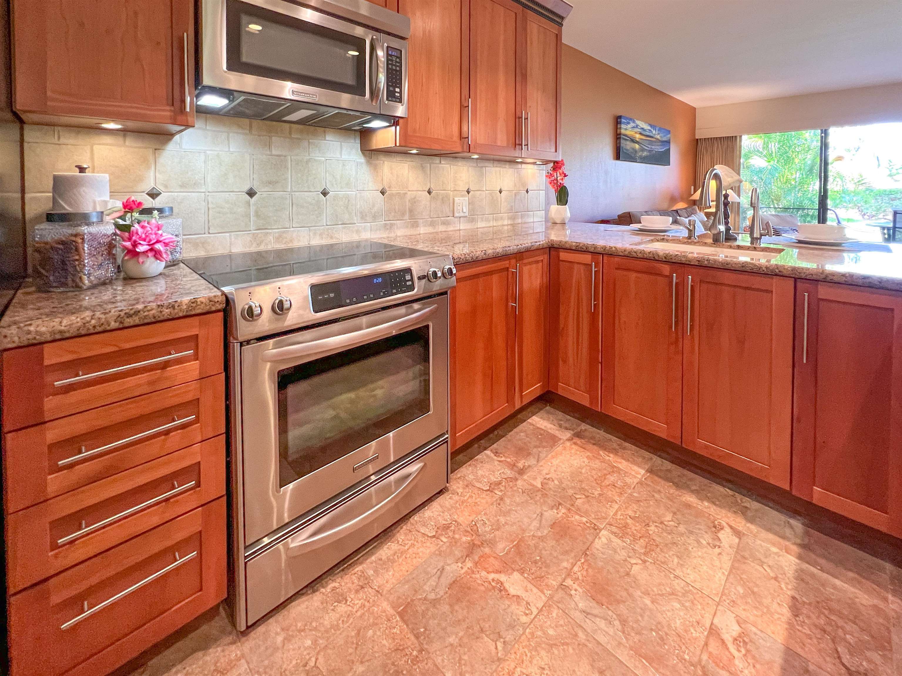 Maui Kamaole condo # D110, Kihei, Hawaii - photo 4 of 35