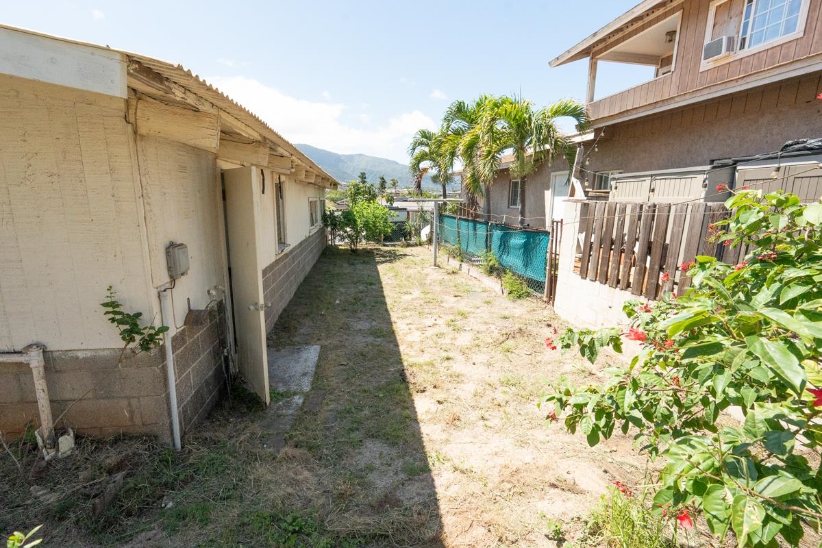 279  Ohaa St , Kahului home - photo 15 of 40