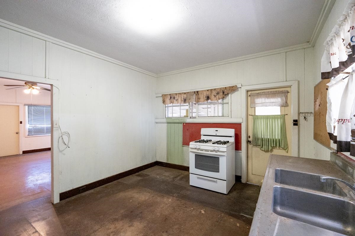 279  Ohaa St , Kahului home - photo 30 of 40