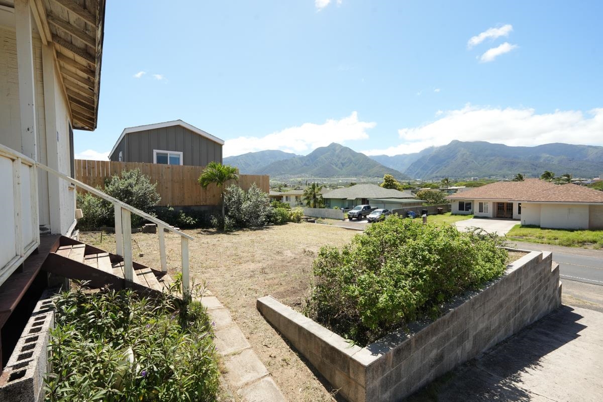 279  Ohaa St , Kahului home - photo 4 of 40