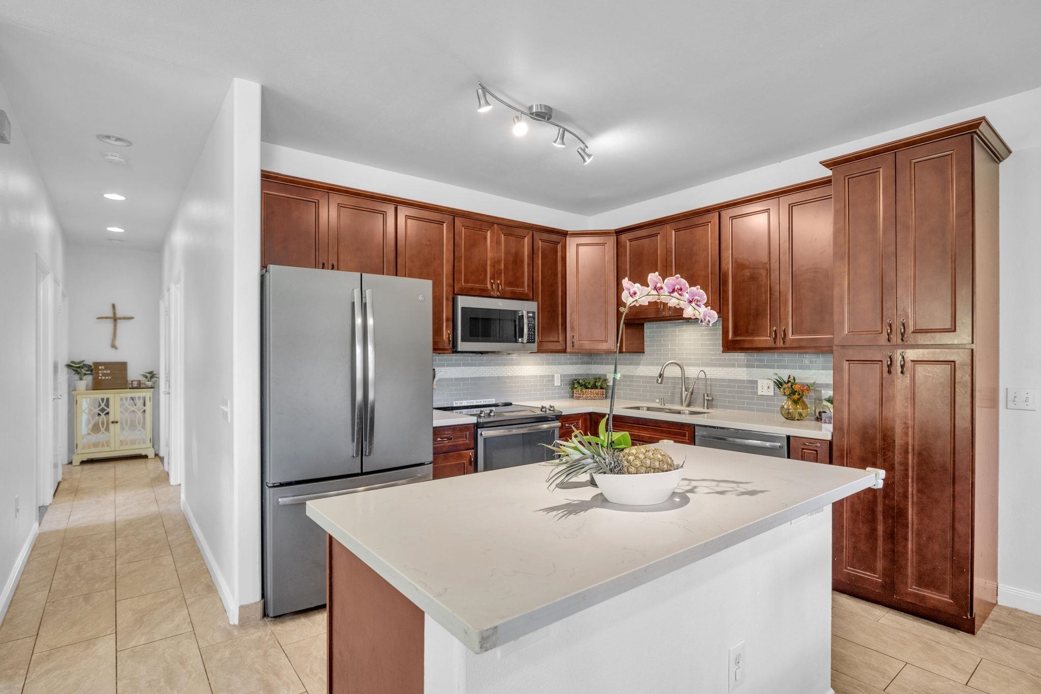 Napili Villas condo # 17-1, Lahaina, Hawaii - photo 14 of 35