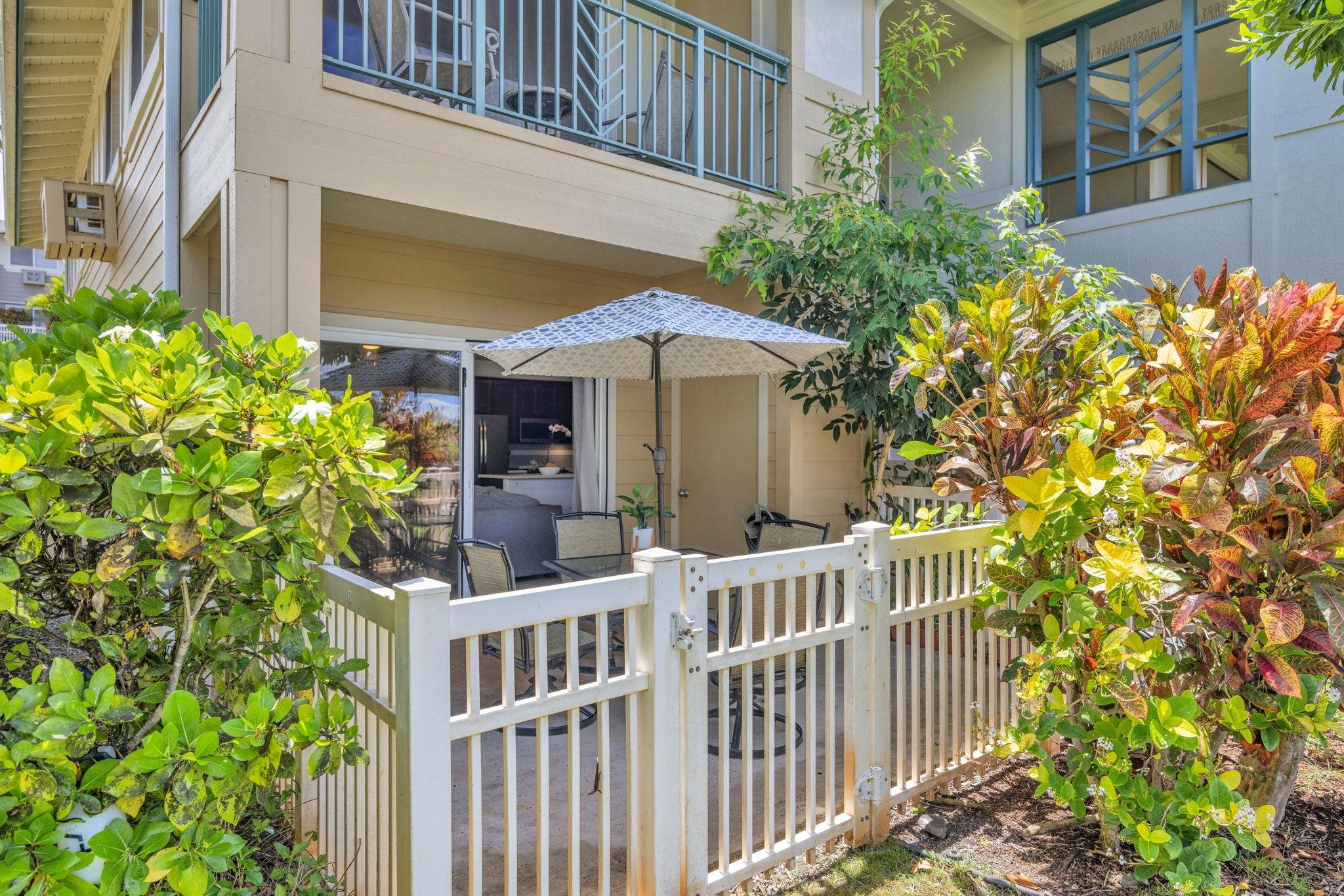 Napili Villas condo # 17-1, Lahaina, Hawaii - photo 27 of 35
