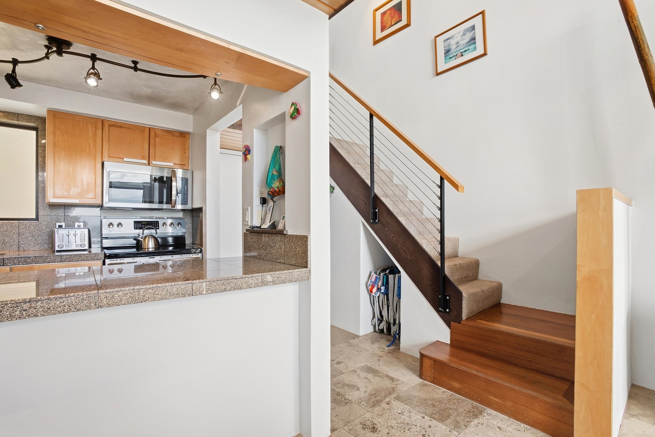 Hono Kai condo # 8B, Wailuku, Hawaii - photo 7 of 26