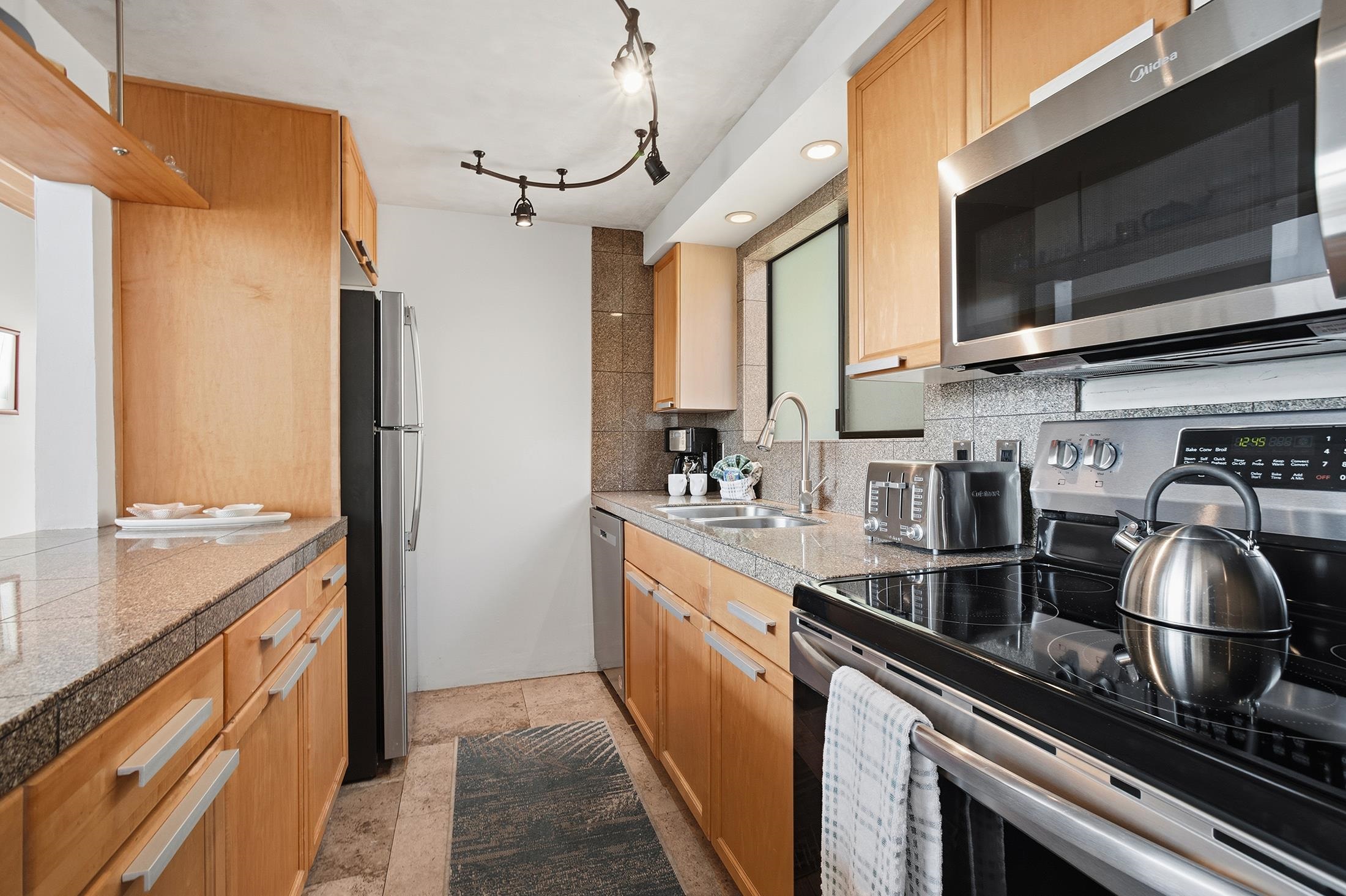 Hono Kai condo # 8B, Wailuku, Hawaii - photo 9 of 26