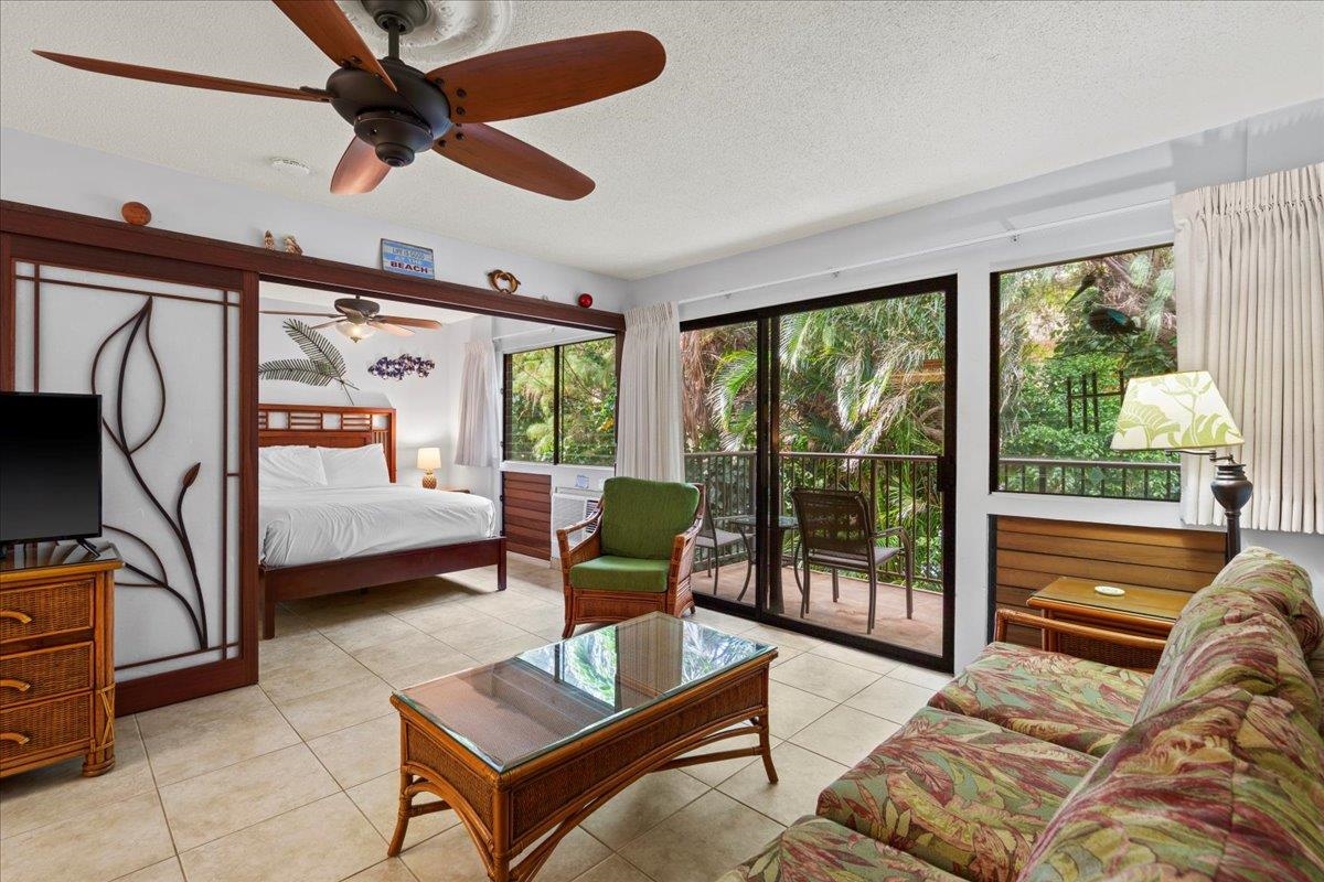 Hono Kai condo # B-15, Wailuku, Hawaii - photo 2 of 35