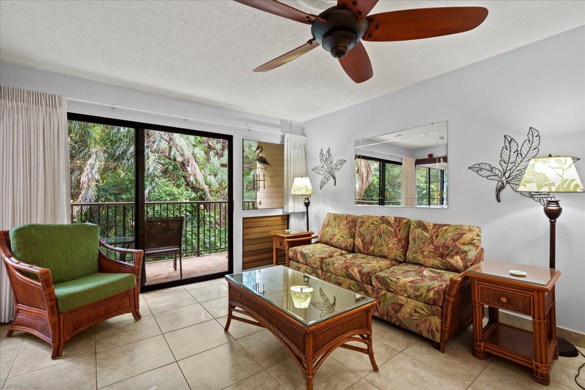 Hono Kai condo # B-15, Wailuku, Hawaii - photo 4 of 35