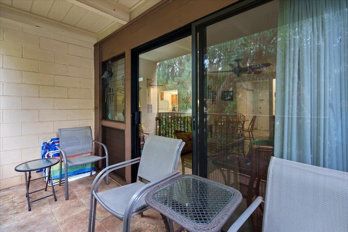 Hono Kai condo # B-15, Wailuku, Hawaii - photo 33 of 35