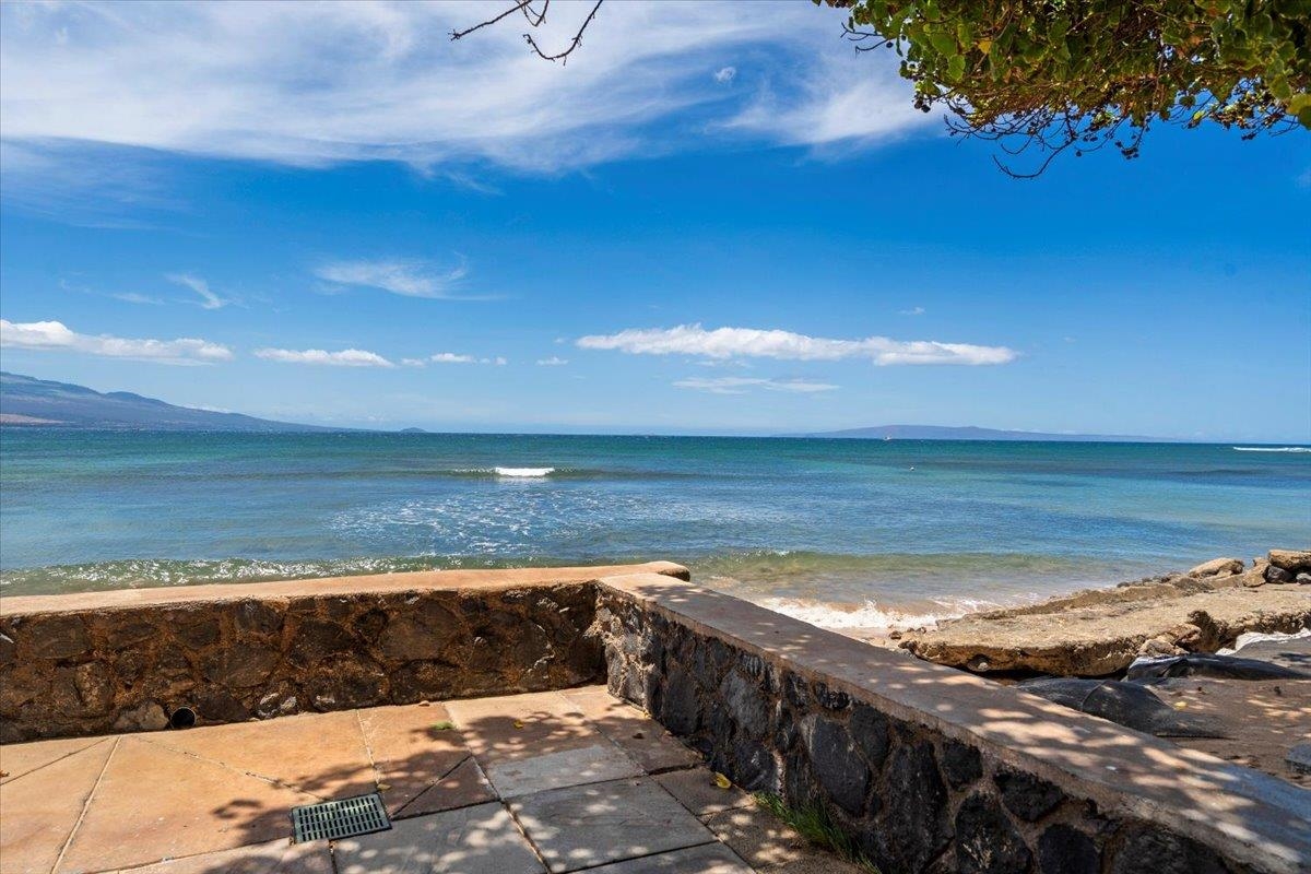 Hono Kai condo # B-17, Wailuku, Hawaii - photo 32 of 38