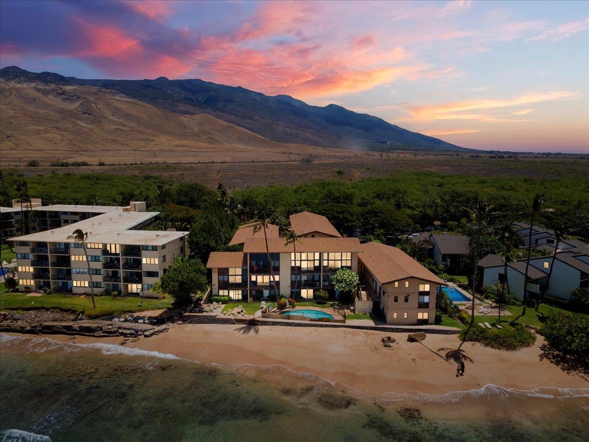 Hono Kai condo # B-17, Wailuku, Hawaii - photo 35 of 38