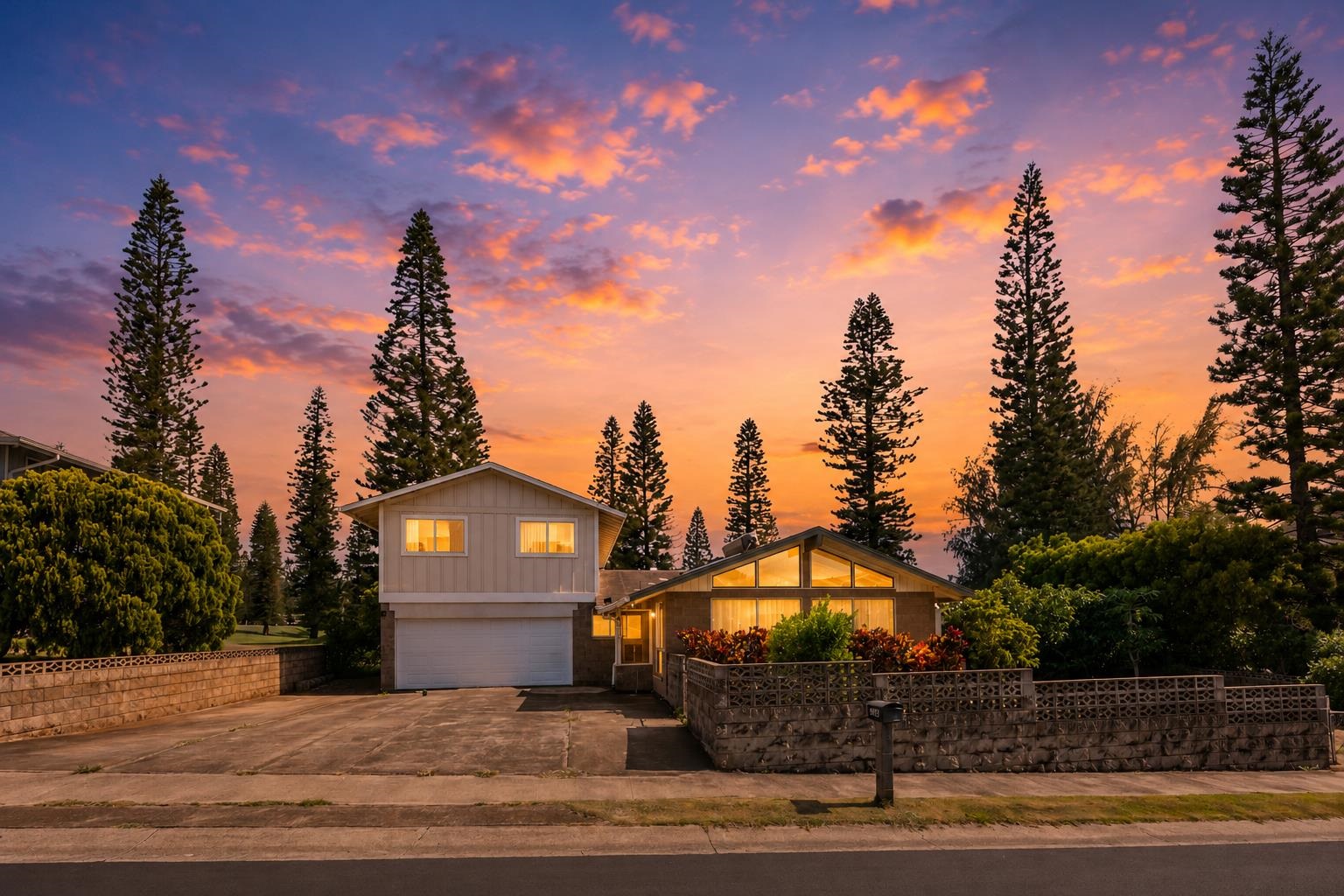 2806  Iolani St ,  home - photo 1 of 50