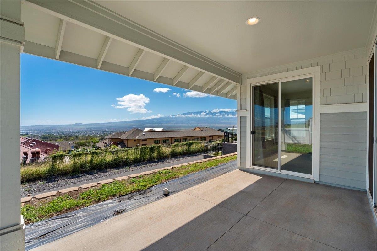 281  Pua Kalaunu Loop Kehalani, Wailuku home - photo 32 of 47