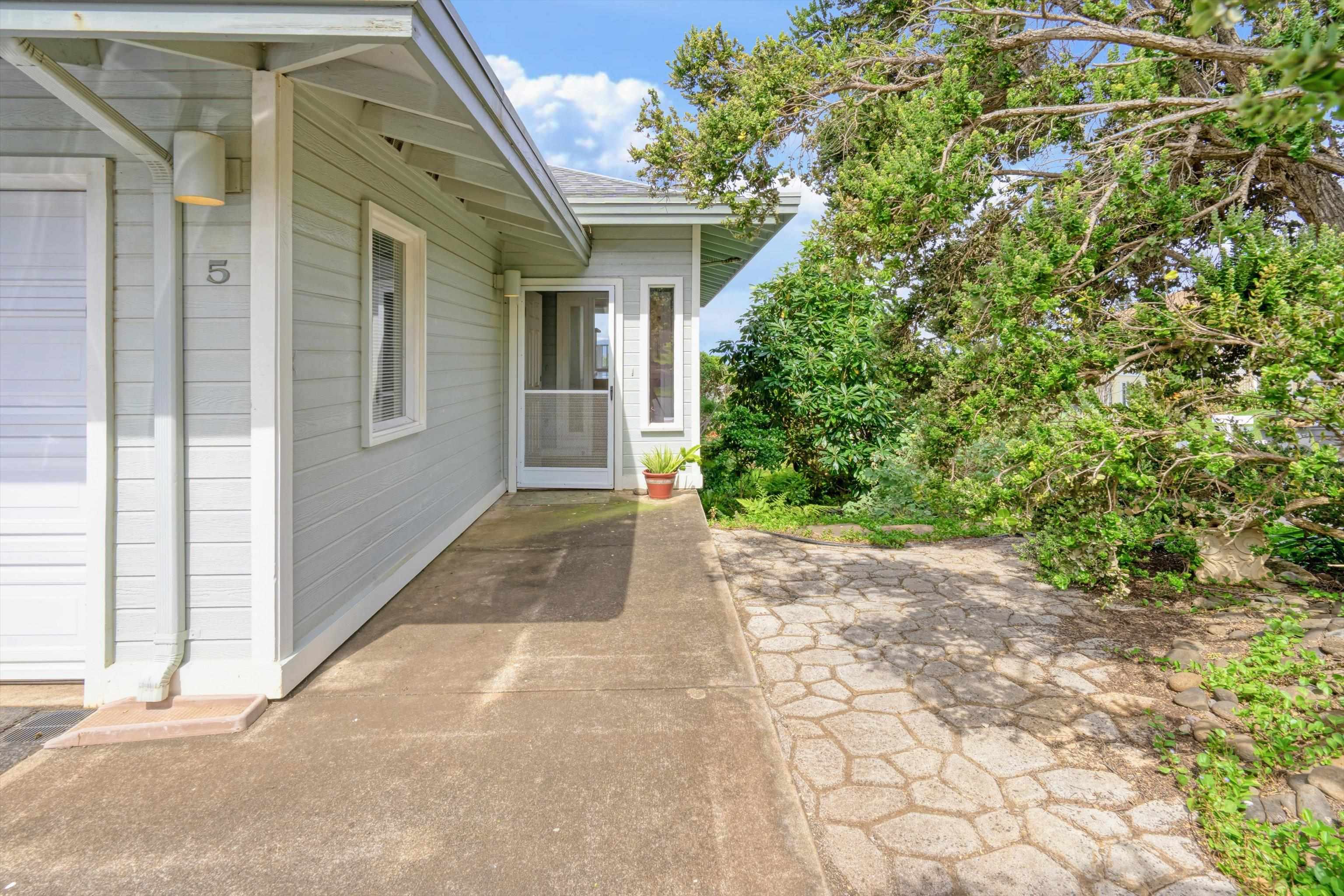 2811  Liholani St Pukalani Fairway Estates, Pukalani home - photo 42 of 50