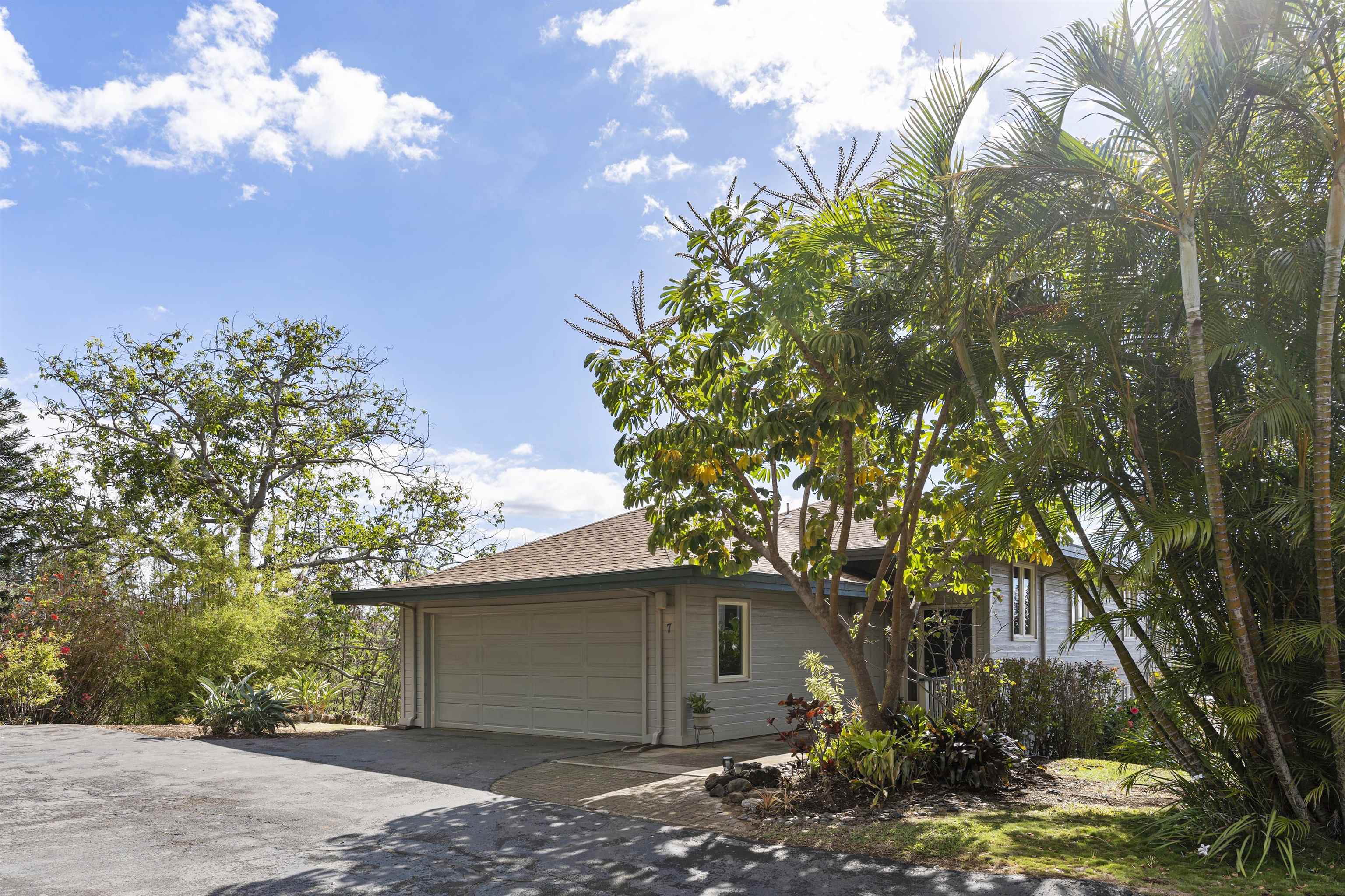 2811  Liholani St , Pukalani home - photo 13 of 48