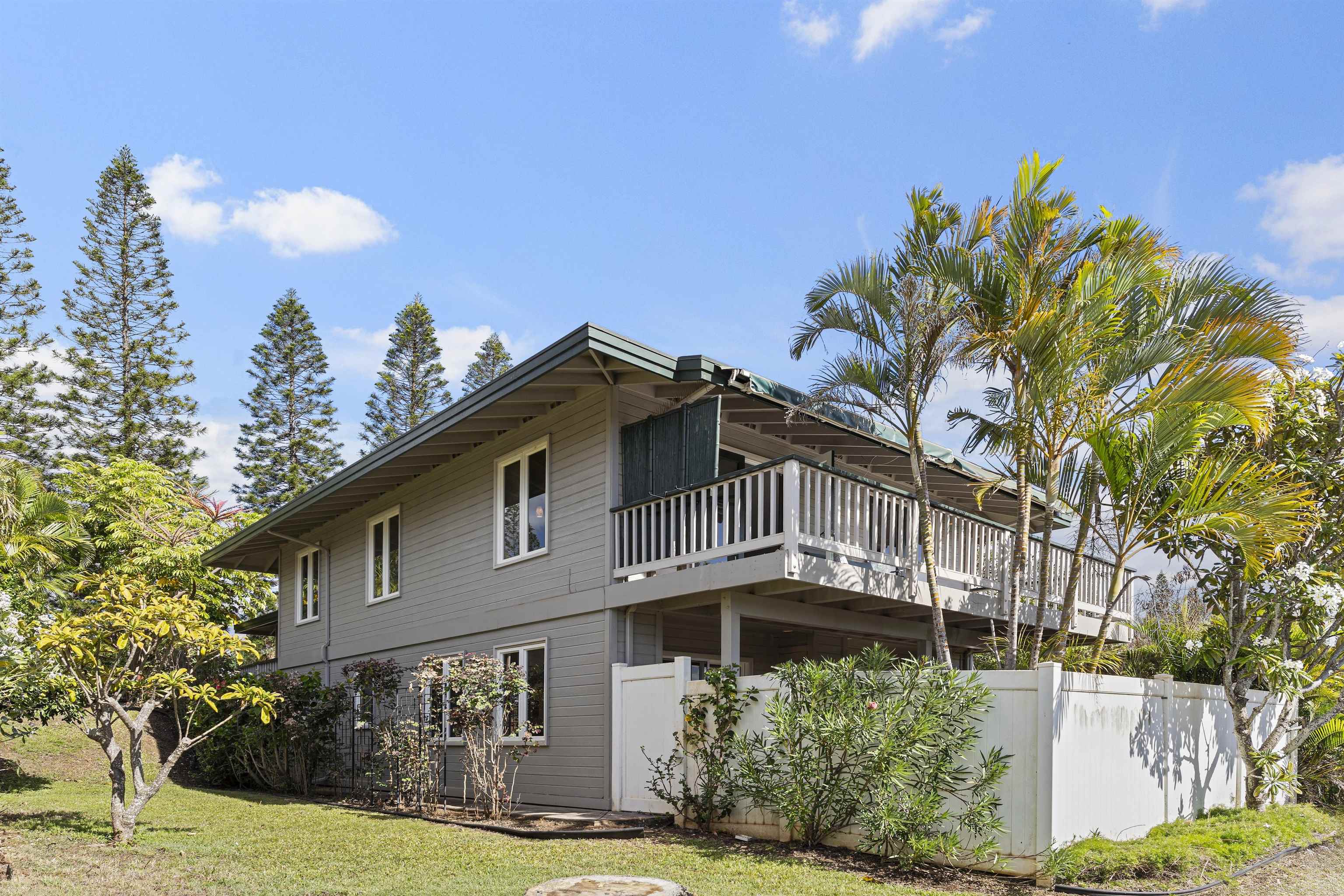 2811  Liholani St , Pukalani home - photo 10 of 48