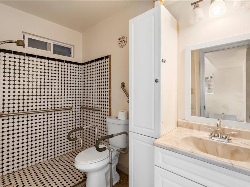 282  I'ini Way Makawao, Makawao/Olinda/Haliimaile home - photo 34 of 41