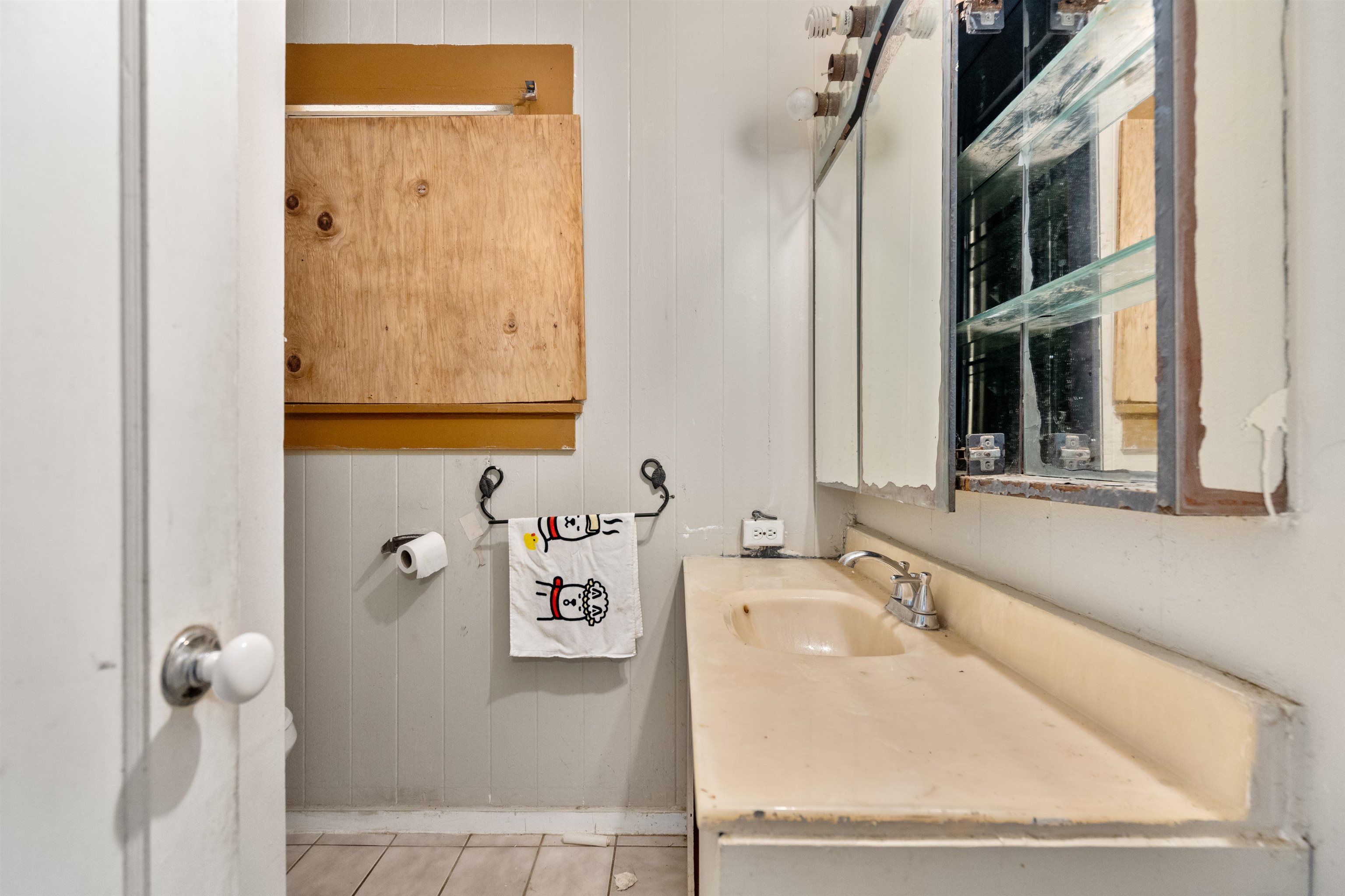 282  Momi Pl , Wailuku home - photo 15 of 38