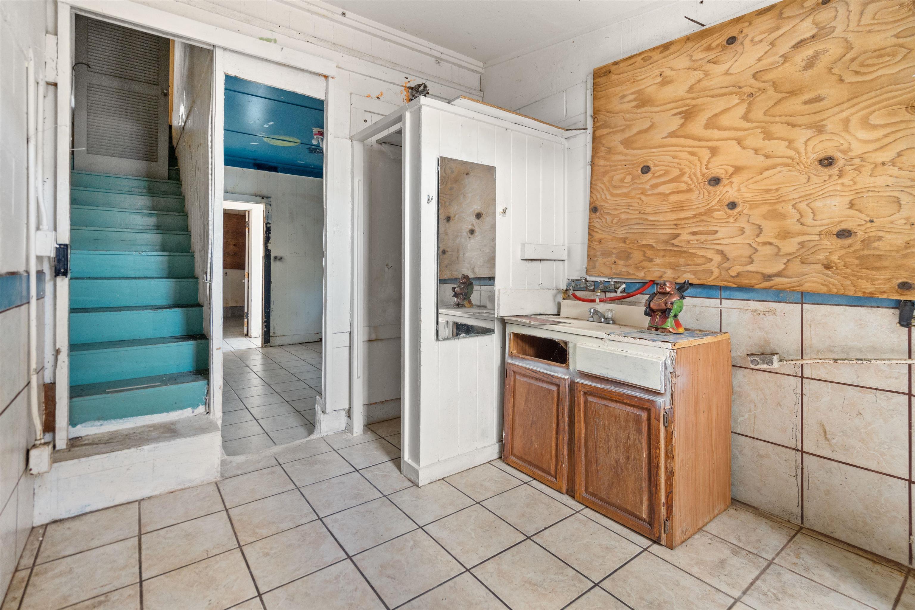 282  Momi Pl , Wailuku home - photo 16 of 38