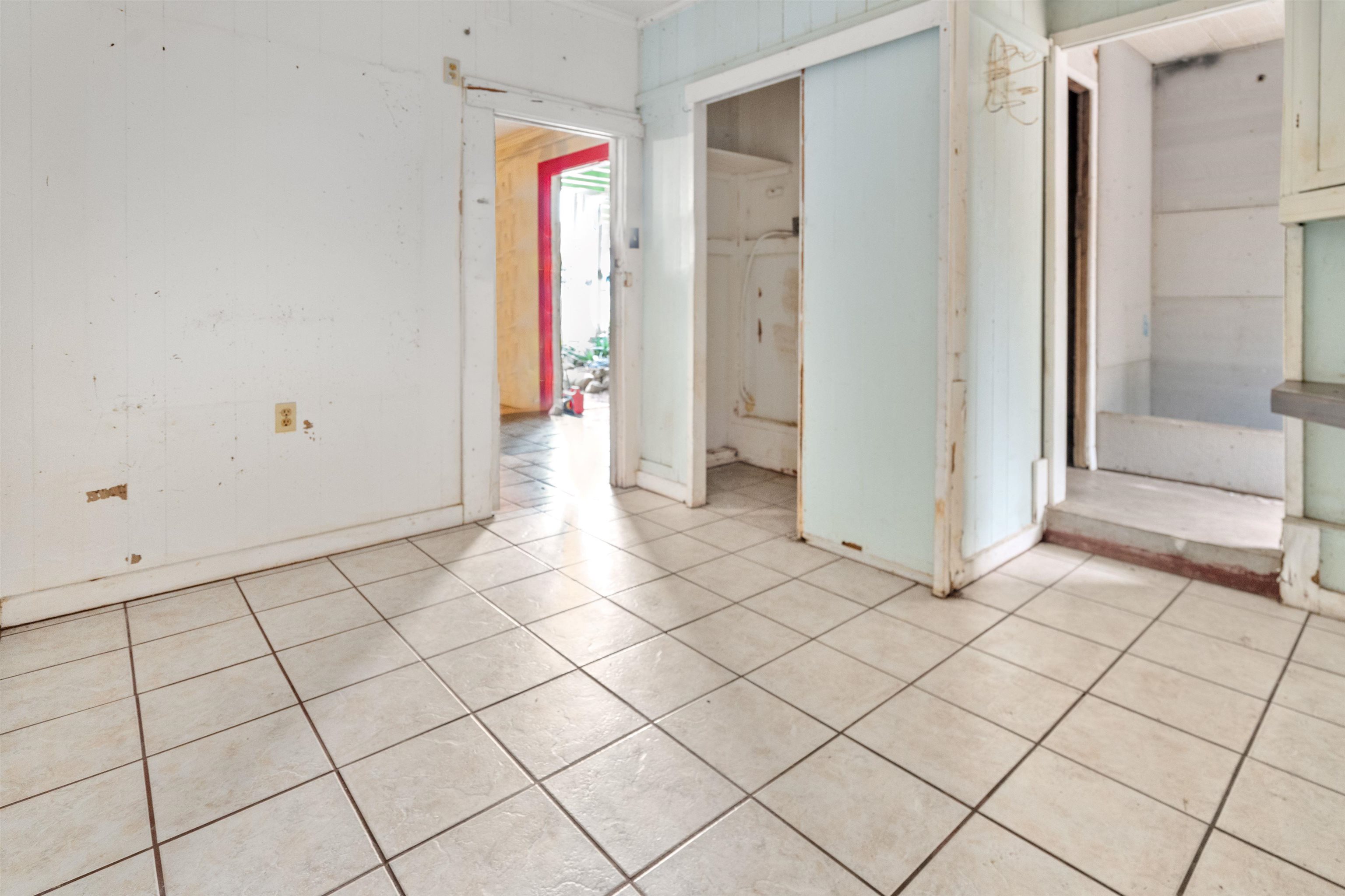 282  Momi Pl , Wailuku home - photo 17 of 38