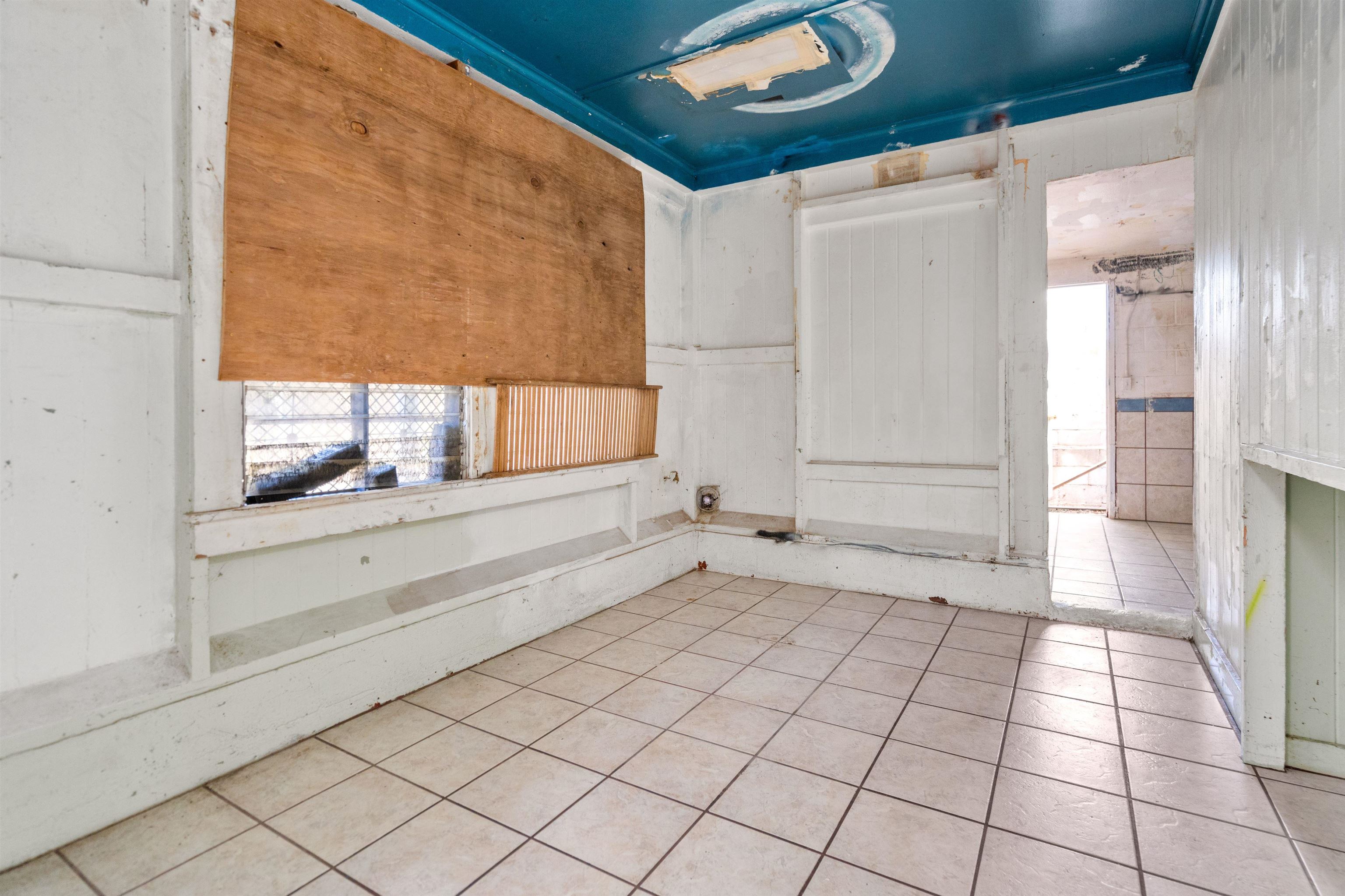 282  Momi Pl , Wailuku home - photo 20 of 38