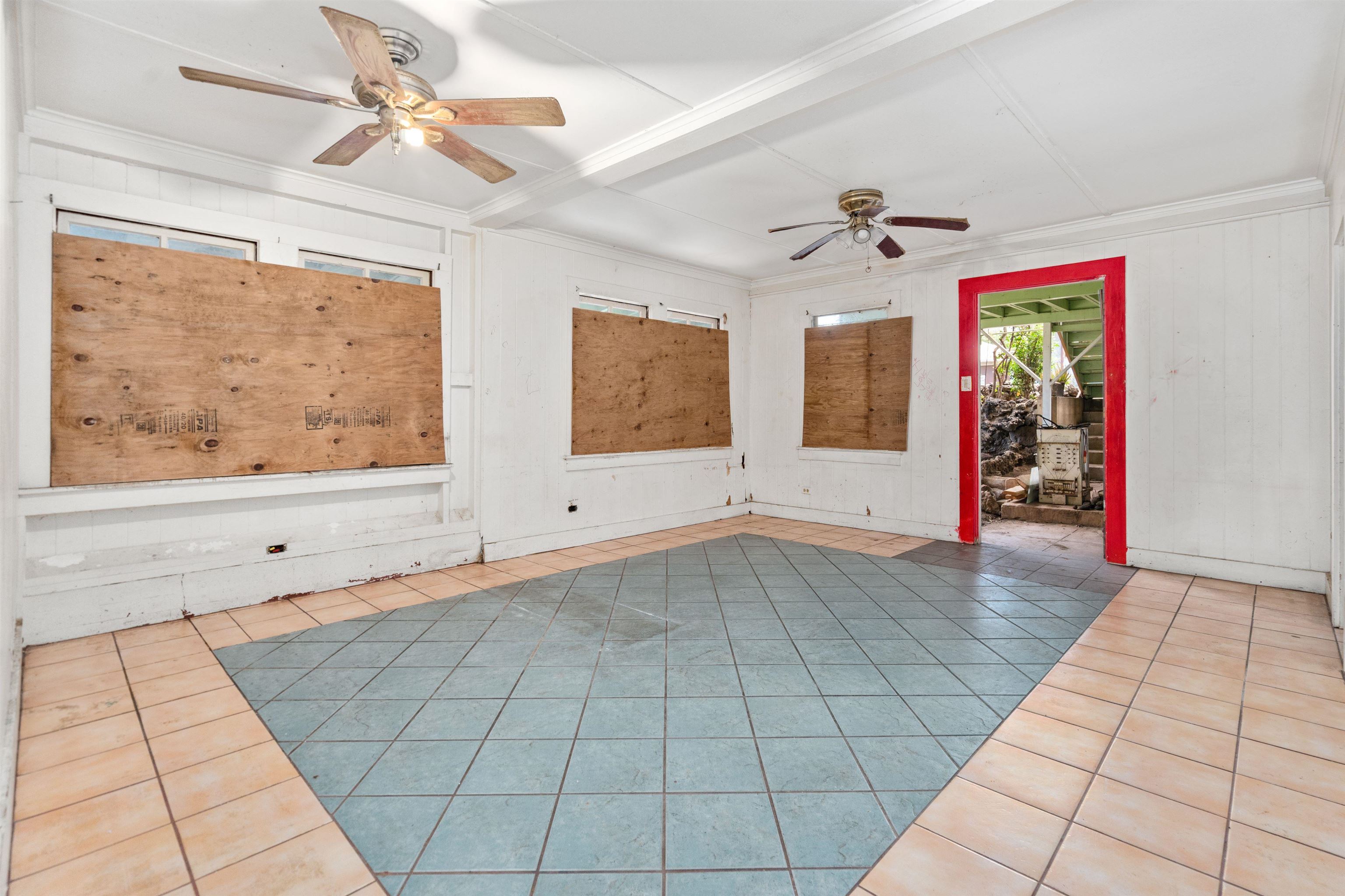 282  Momi Pl , Wailuku home - photo 6 of 38