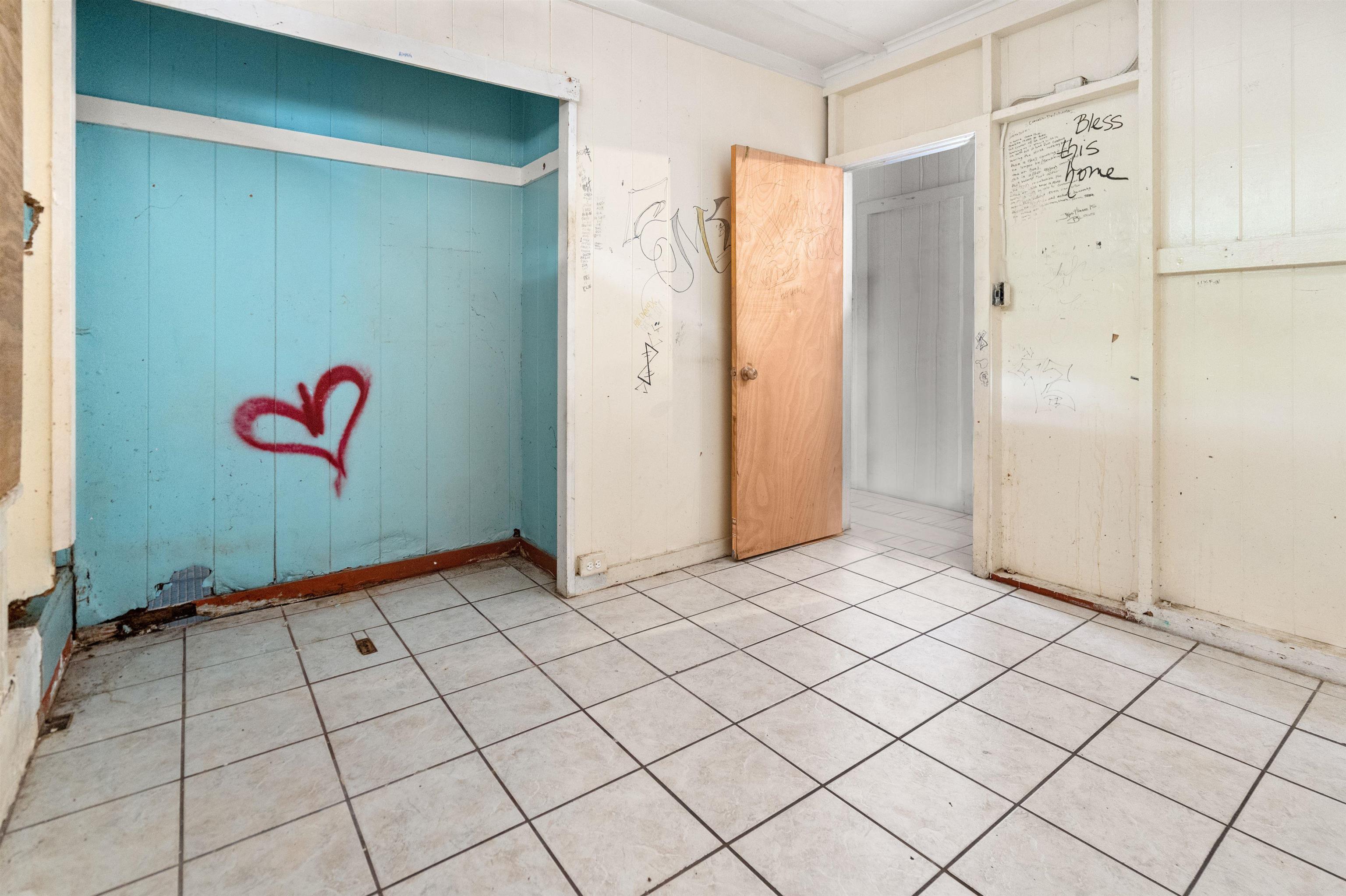 282  Momi Pl , Wailuku home - photo 8 of 38