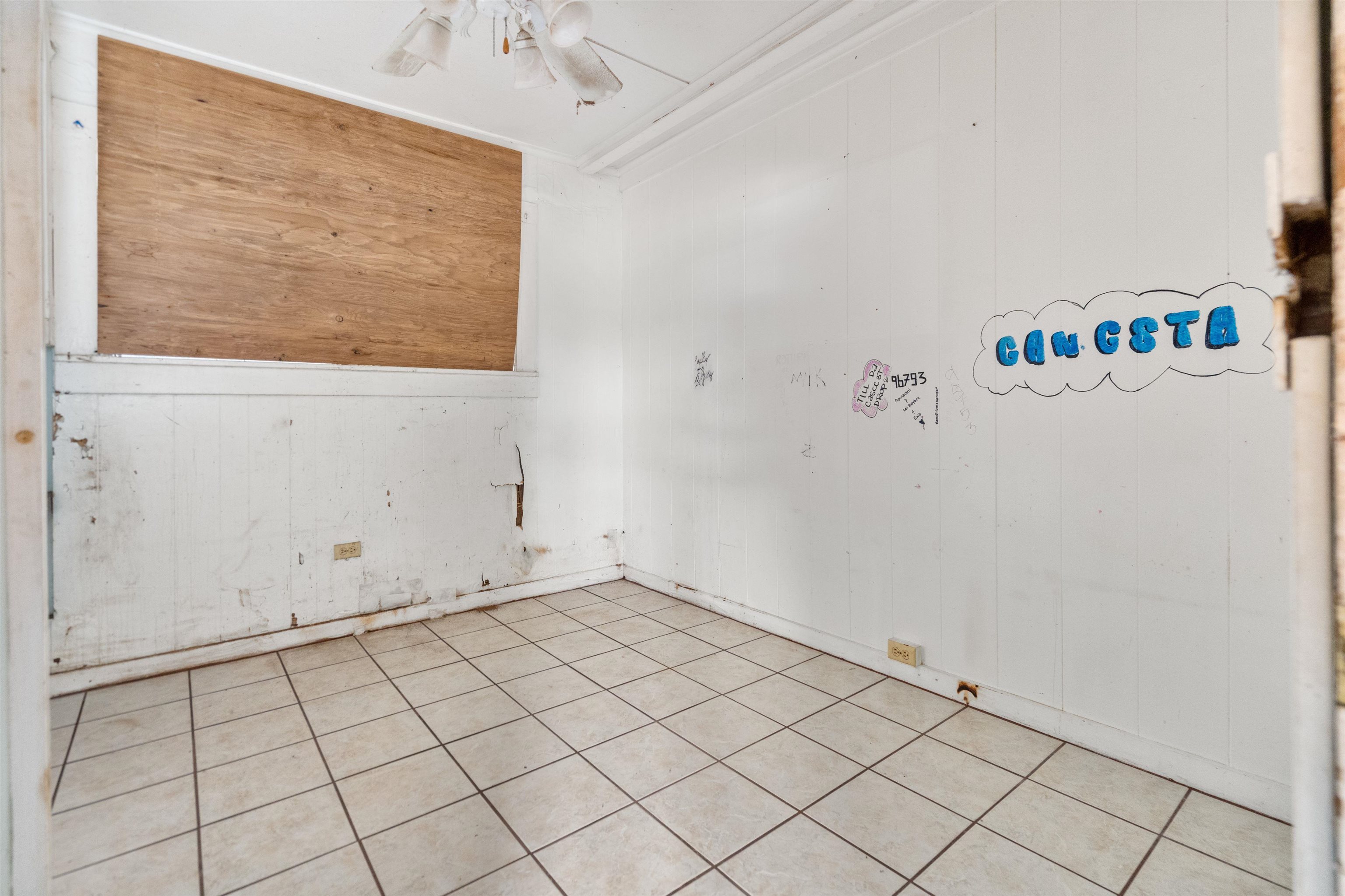 282  Momi Pl , Wailuku home - photo 9 of 38