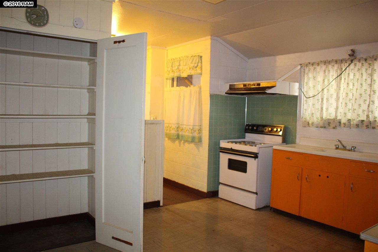 283  Lono Ave , Kahului home - photo 3 of 12