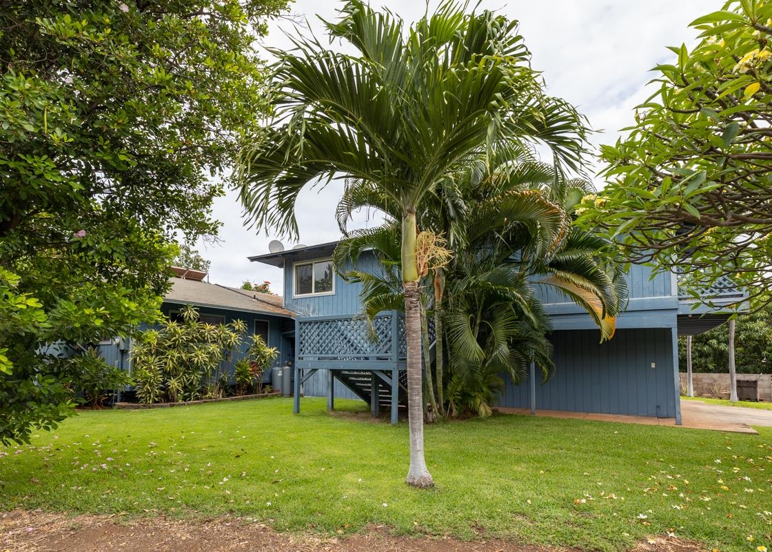 2844  Panepoo St , Kihei home - photo 2 of 18