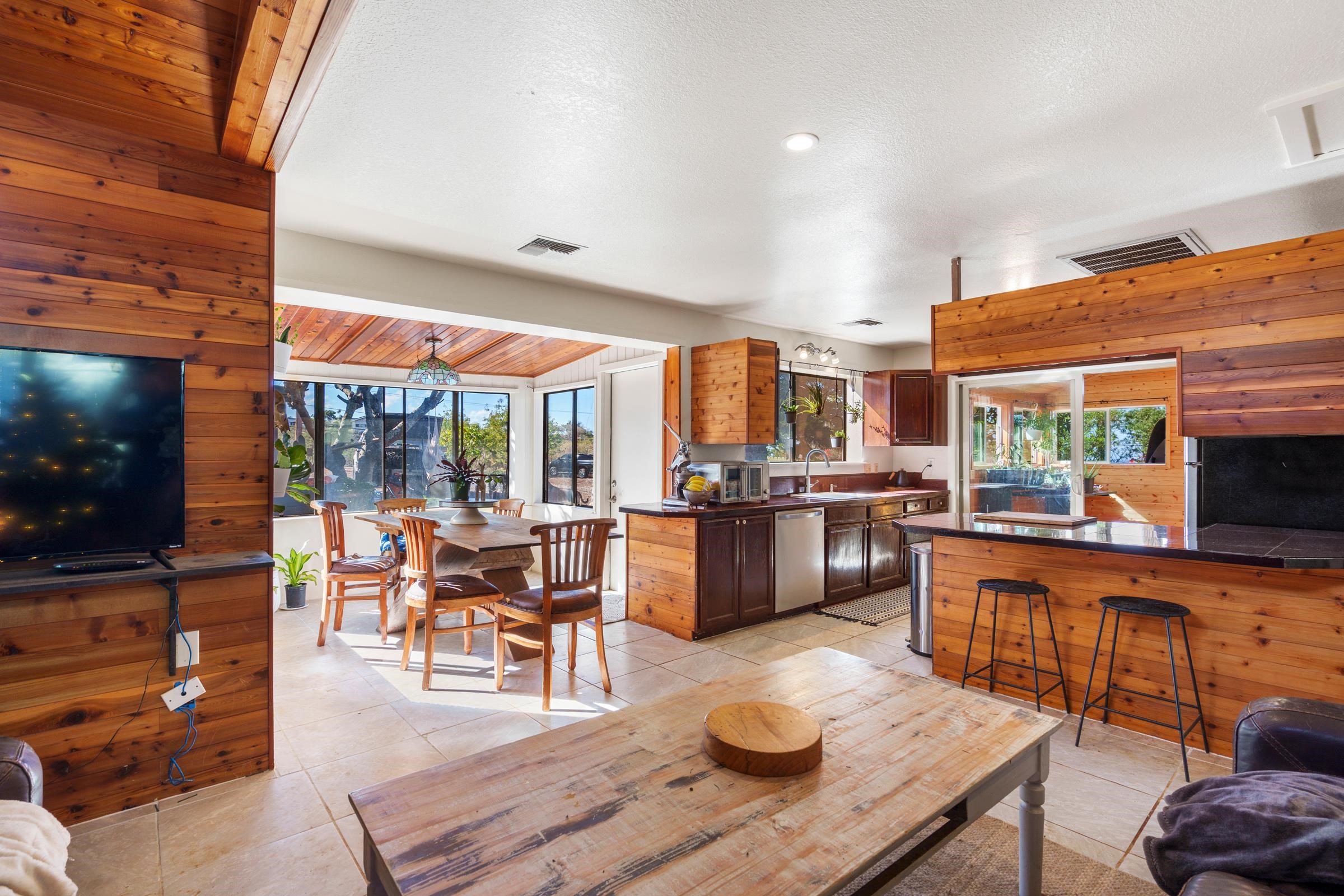 2846  Omaopio Rd , Kula/Ulupalakua/Kanaio home - photo 9 of 50