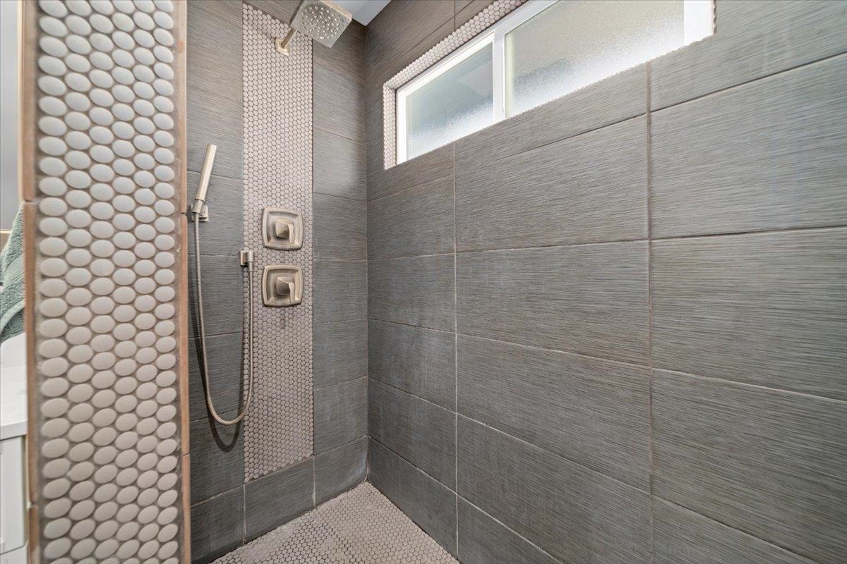 2847  Puu Hoolai Pl , Kihei home - photo 39 of 50