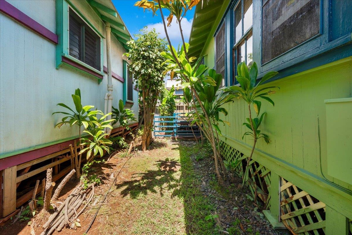 285  Market St , Wailuku home - photo 32 of 33