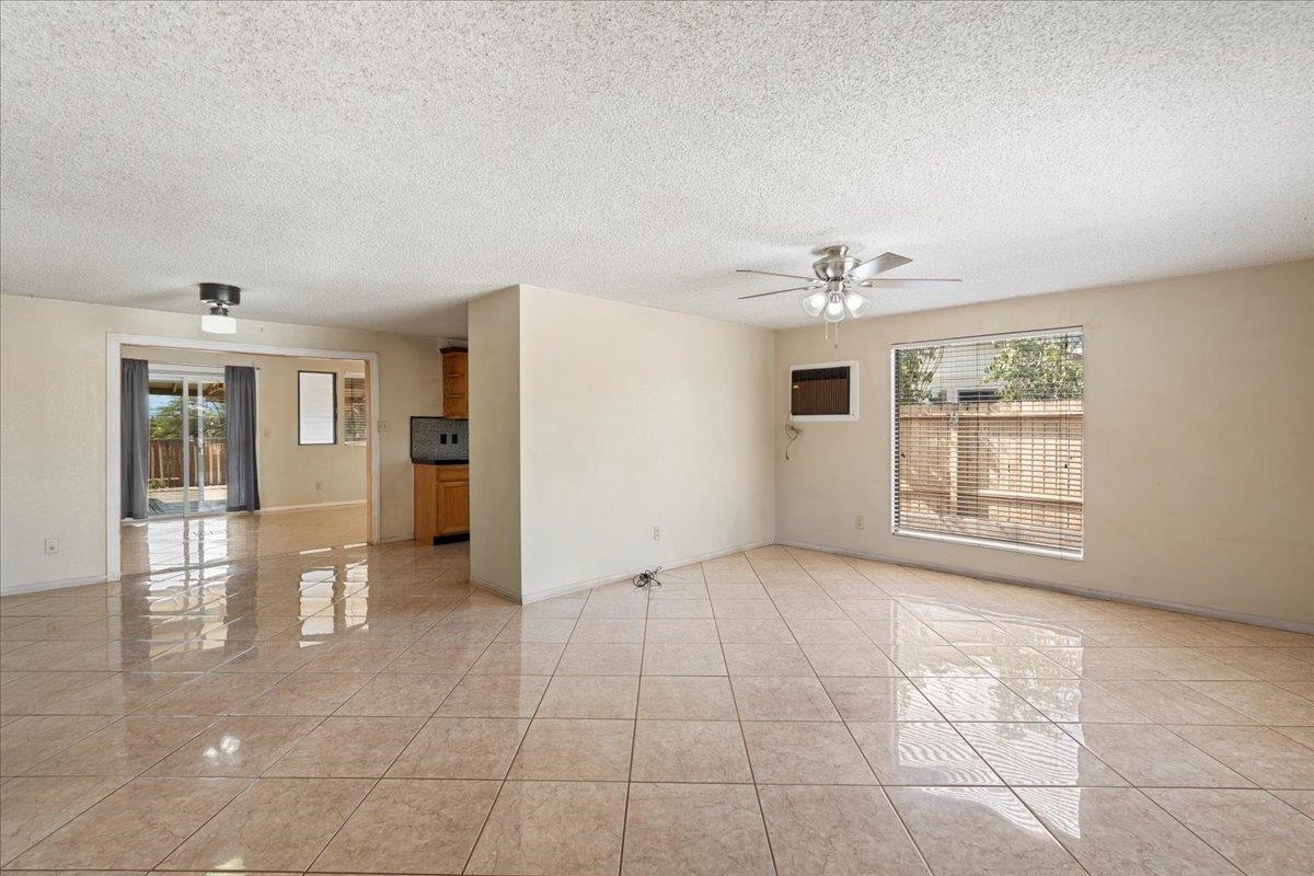 286  Humupea Pl , Kihei home - photo 4 of 15