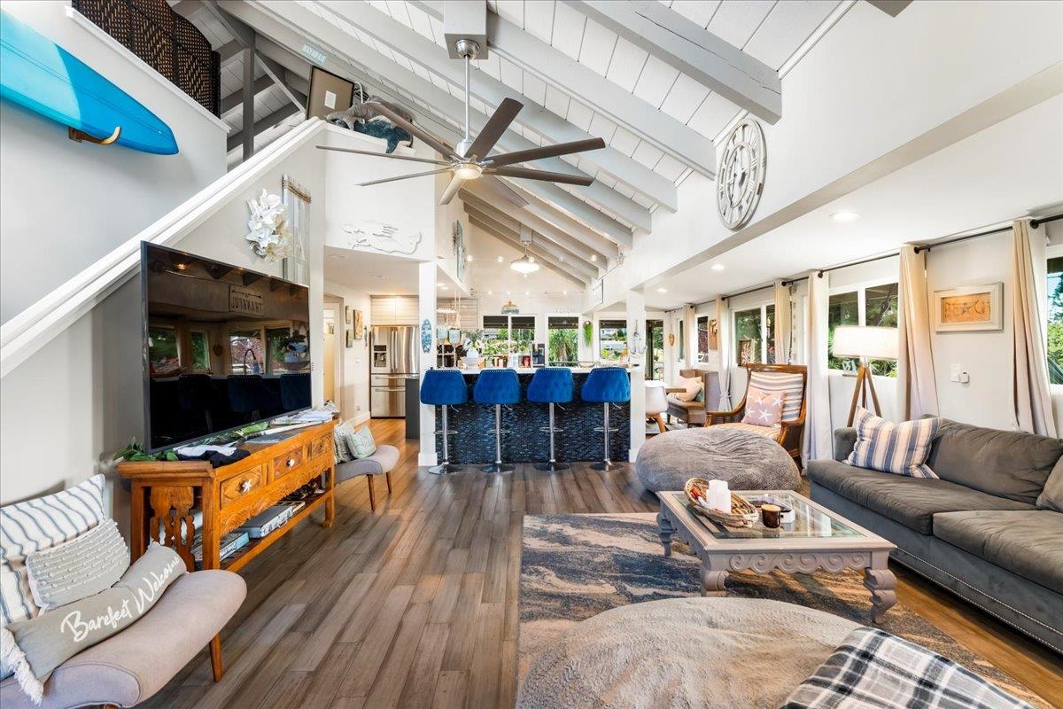 2861  Liholani St , Pukalani home - photo 3 of 42