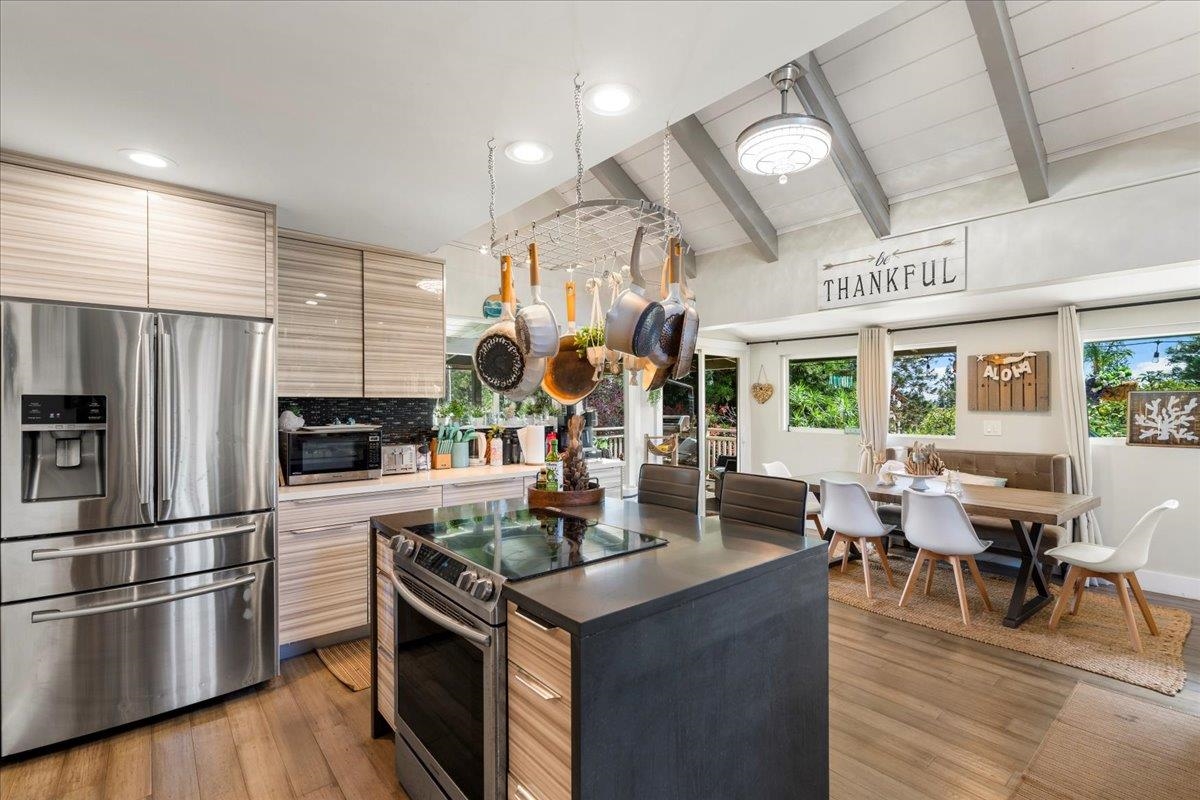 2861  Liholani St , Pukalani home - photo 4 of 42