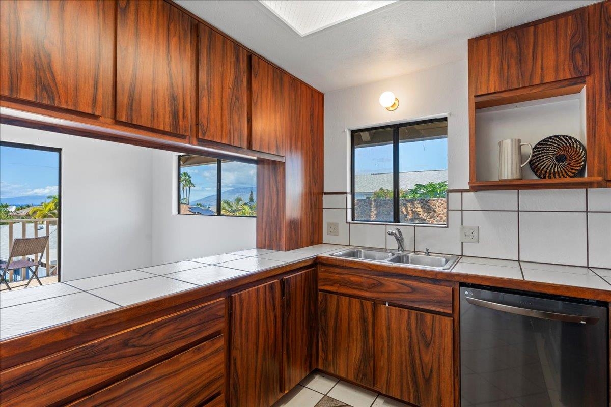 2866  Ohina St Keonekai, Kihei home - photo 26 of 50