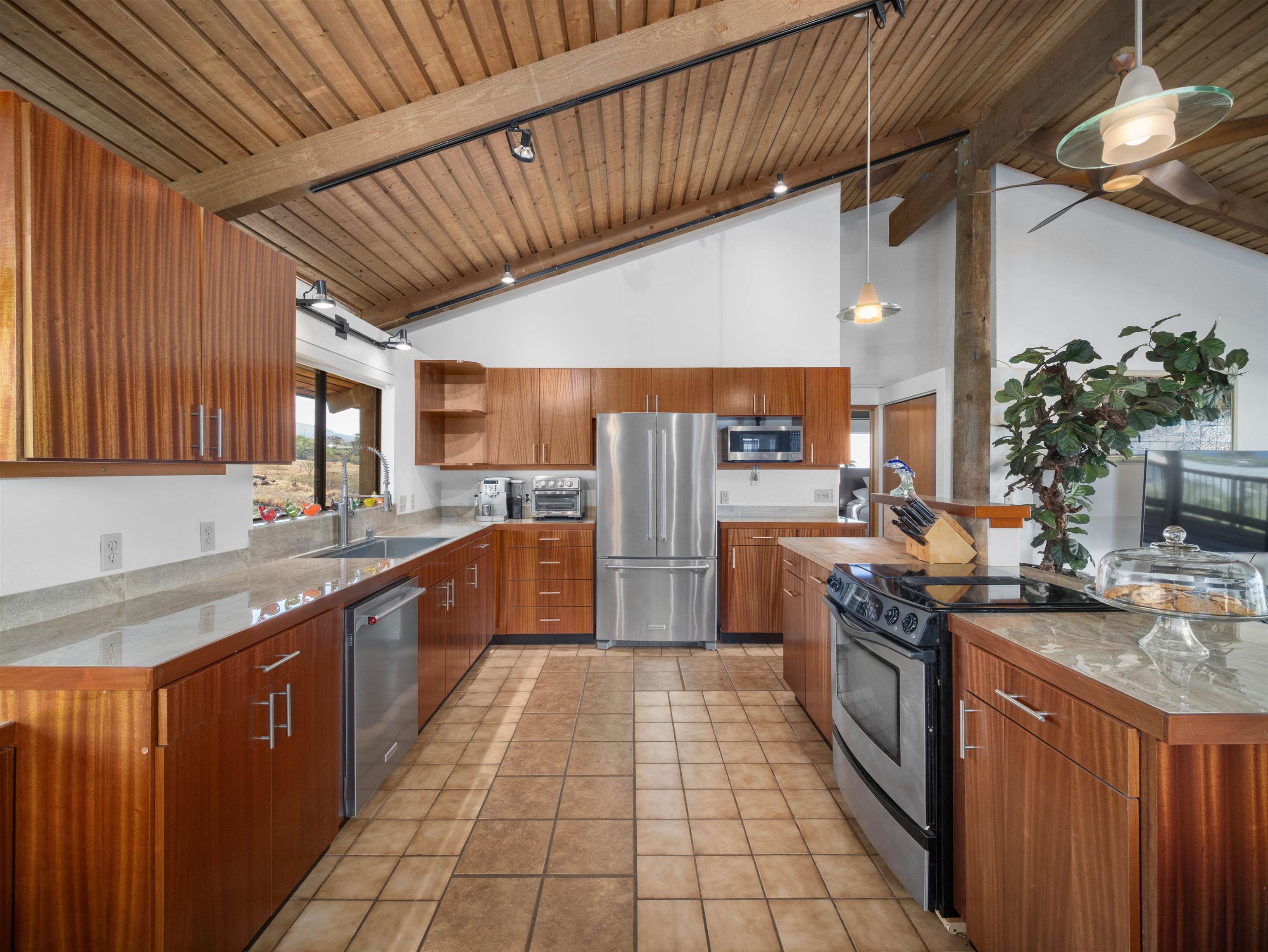 2871  Ohina St South Kihei, Kihei home - photo 5 of 50