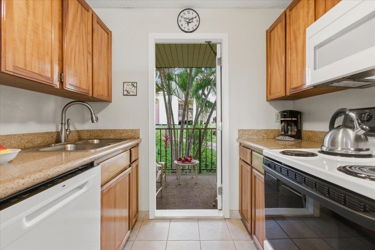 Maui Hill condo # 107, Kihei, Hawaii - photo 15 of 47