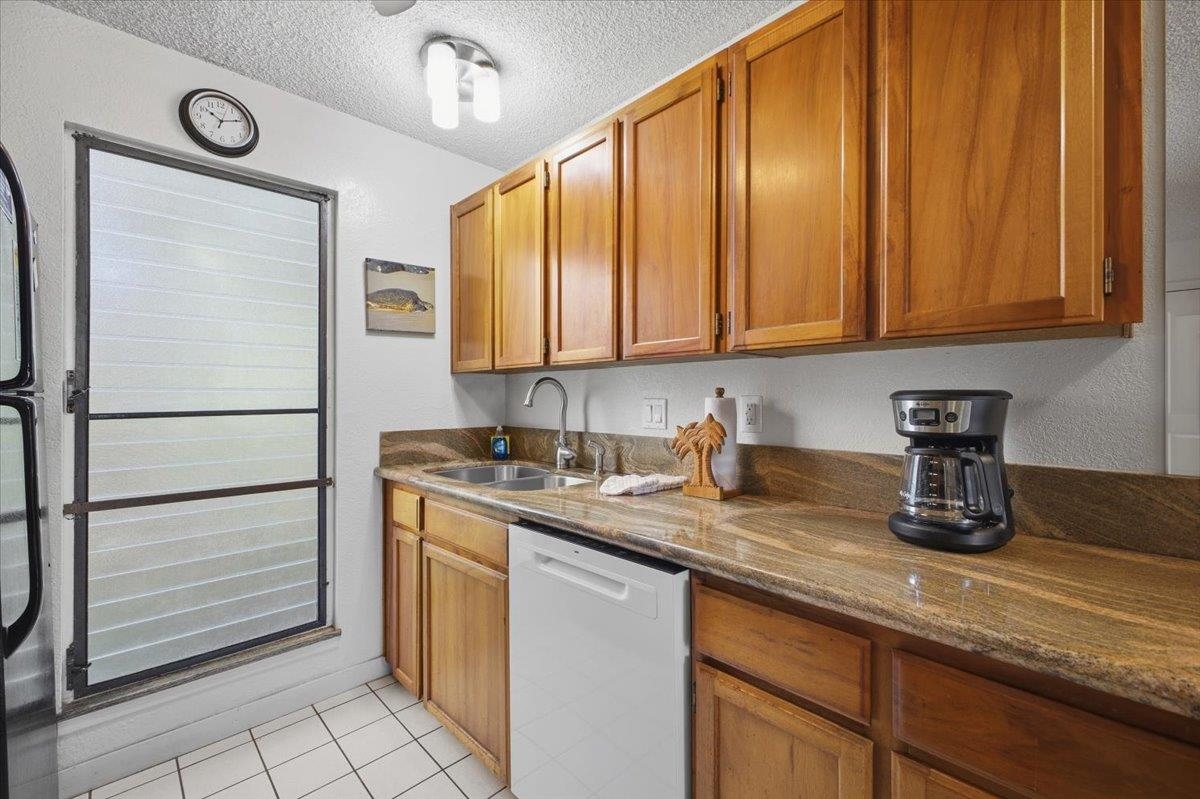 Maui Hill condo # 33, Kihei, Hawaii - photo 12 of 50