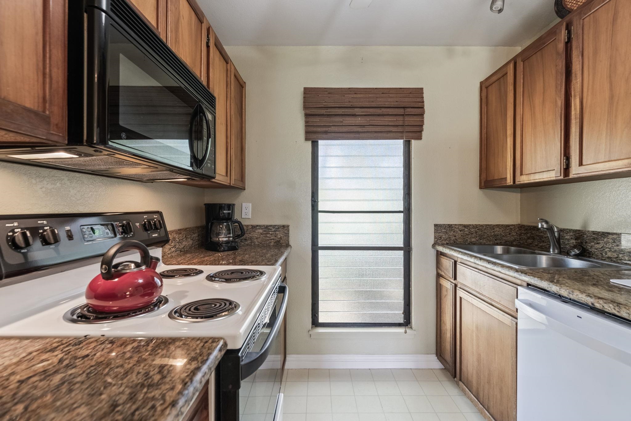 Maui Hill condo # 55, Kihei, Hawaii - photo 12 of 43