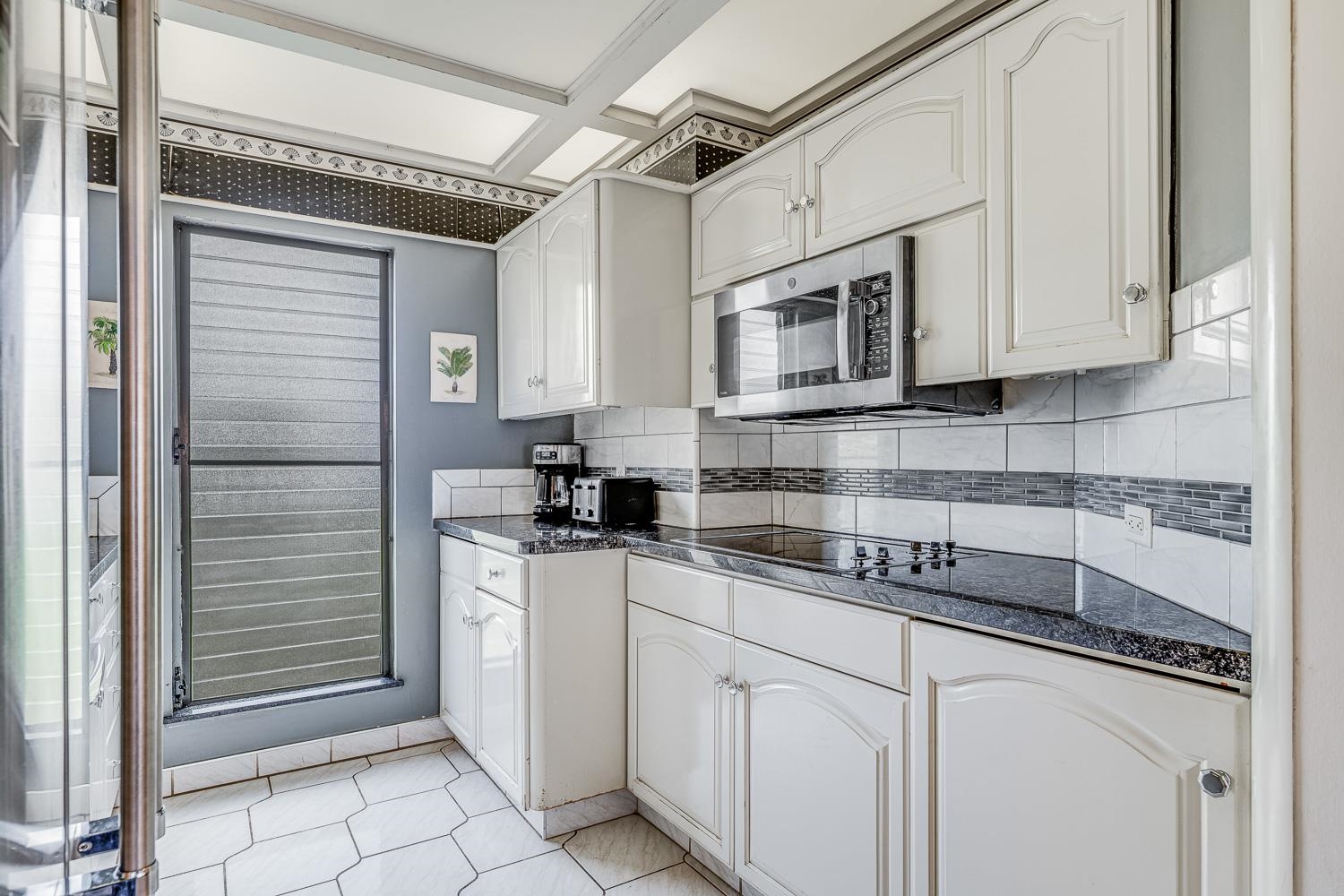 Maui Hill condo # 8, Kihei, Hawaii - photo 8 of 48