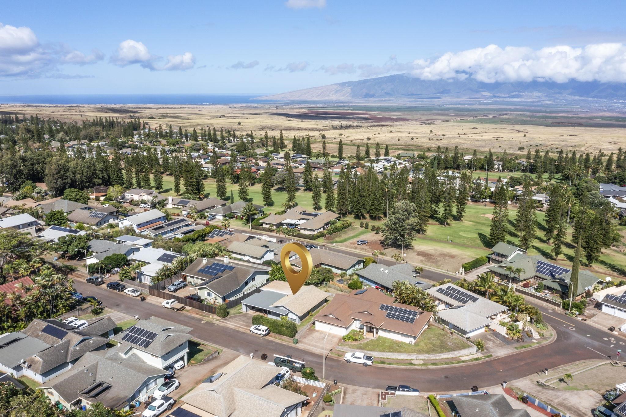 290  Hokulani St , Pukalani home - photo 2 of 48