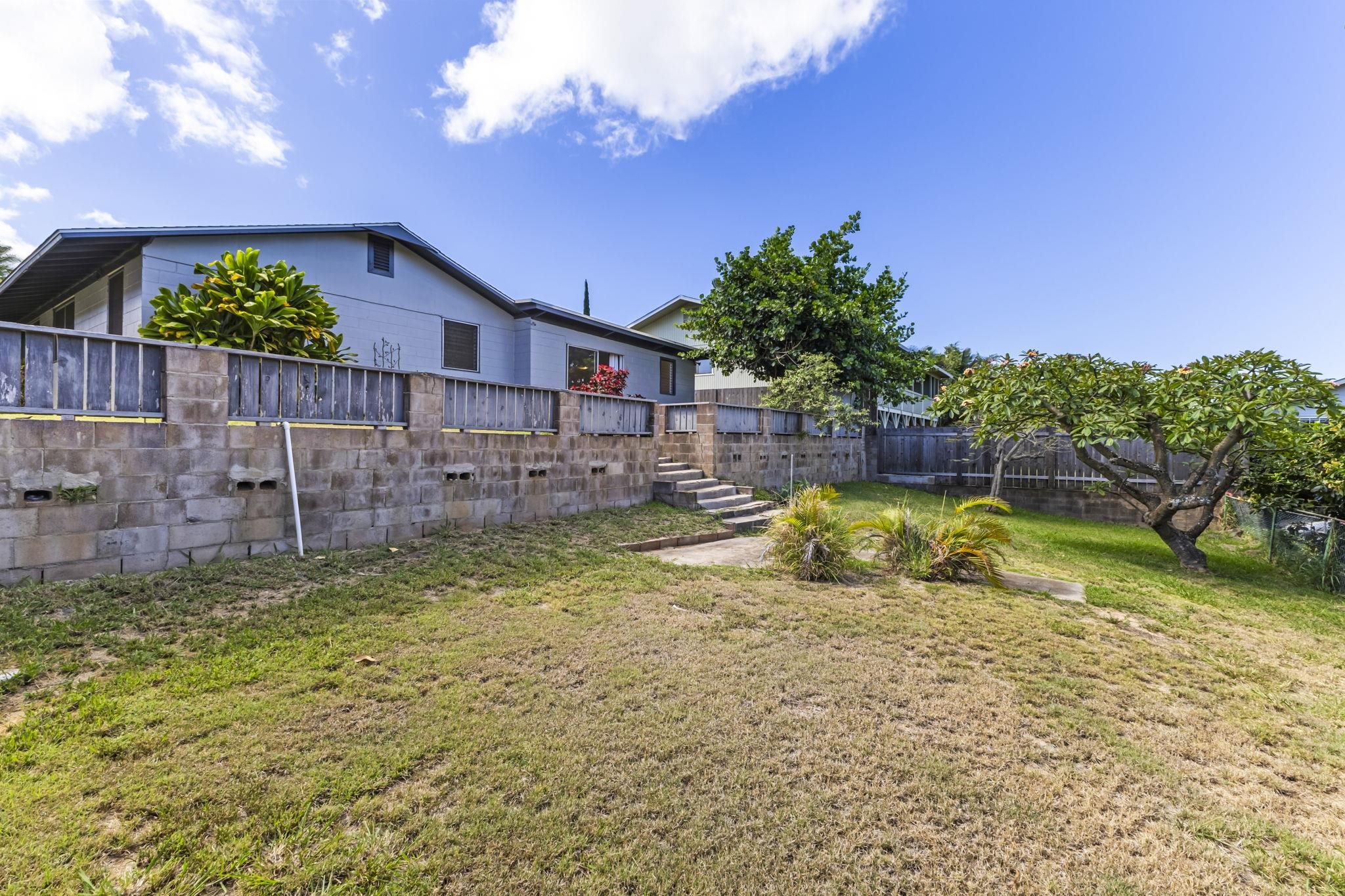 290  Hokulani St , Pukalani home - photo 13 of 48