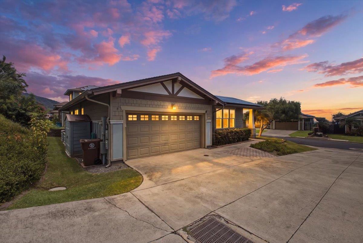 292  Maka Hou Loop Kehalani Community, Wailuku home - photo 2 of 47