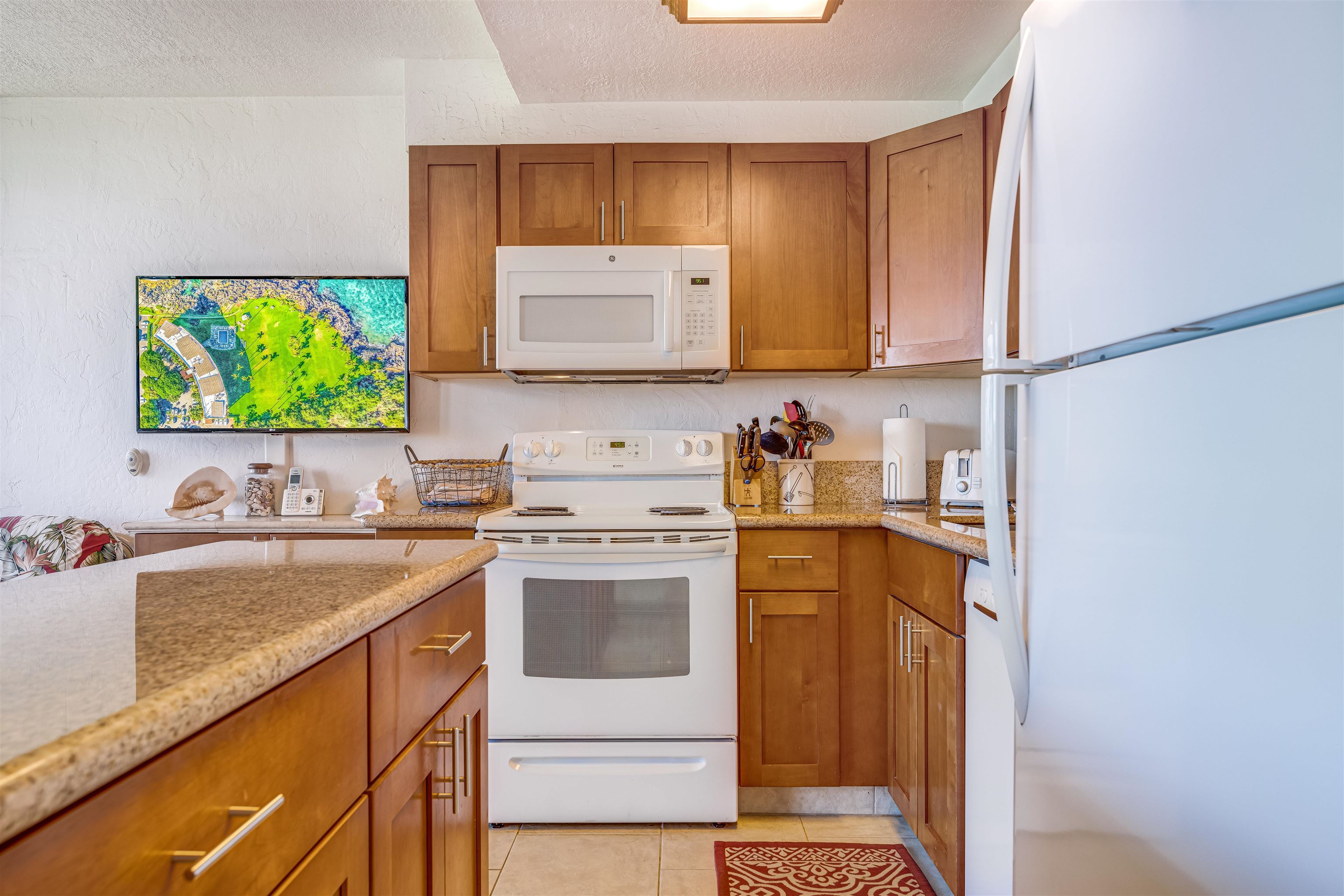Kihei Surfside condo # 109, Kihei, Hawaii - photo 7 of 24