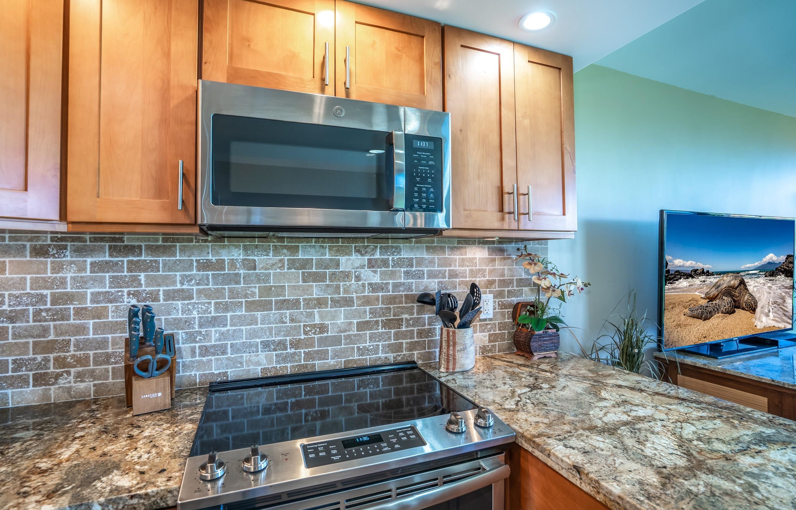 Kihei Surfside condo # 310, Kihei, Hawaii - photo 15 of 45