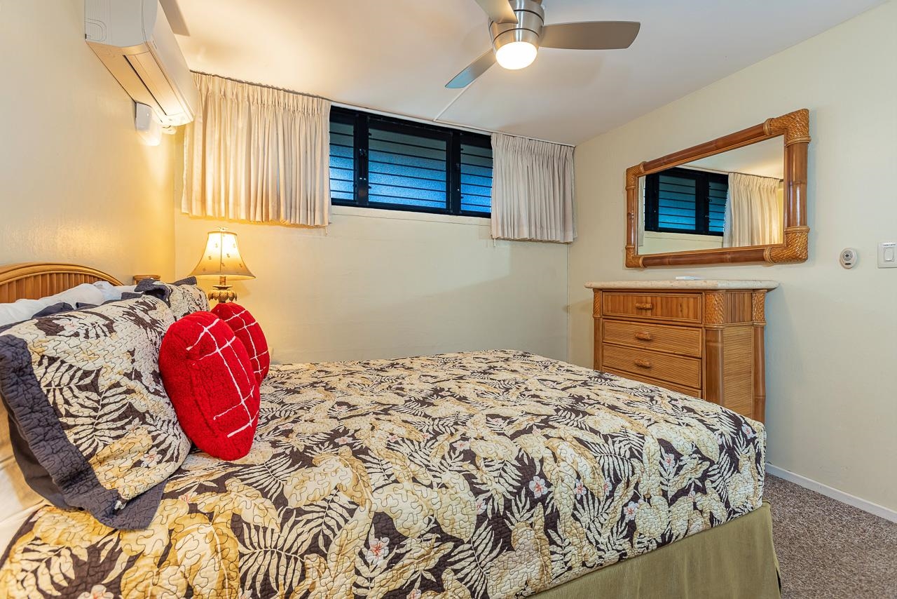 Kihei Surfside condo # 613, Kihei, Hawaii - photo 20 of 47